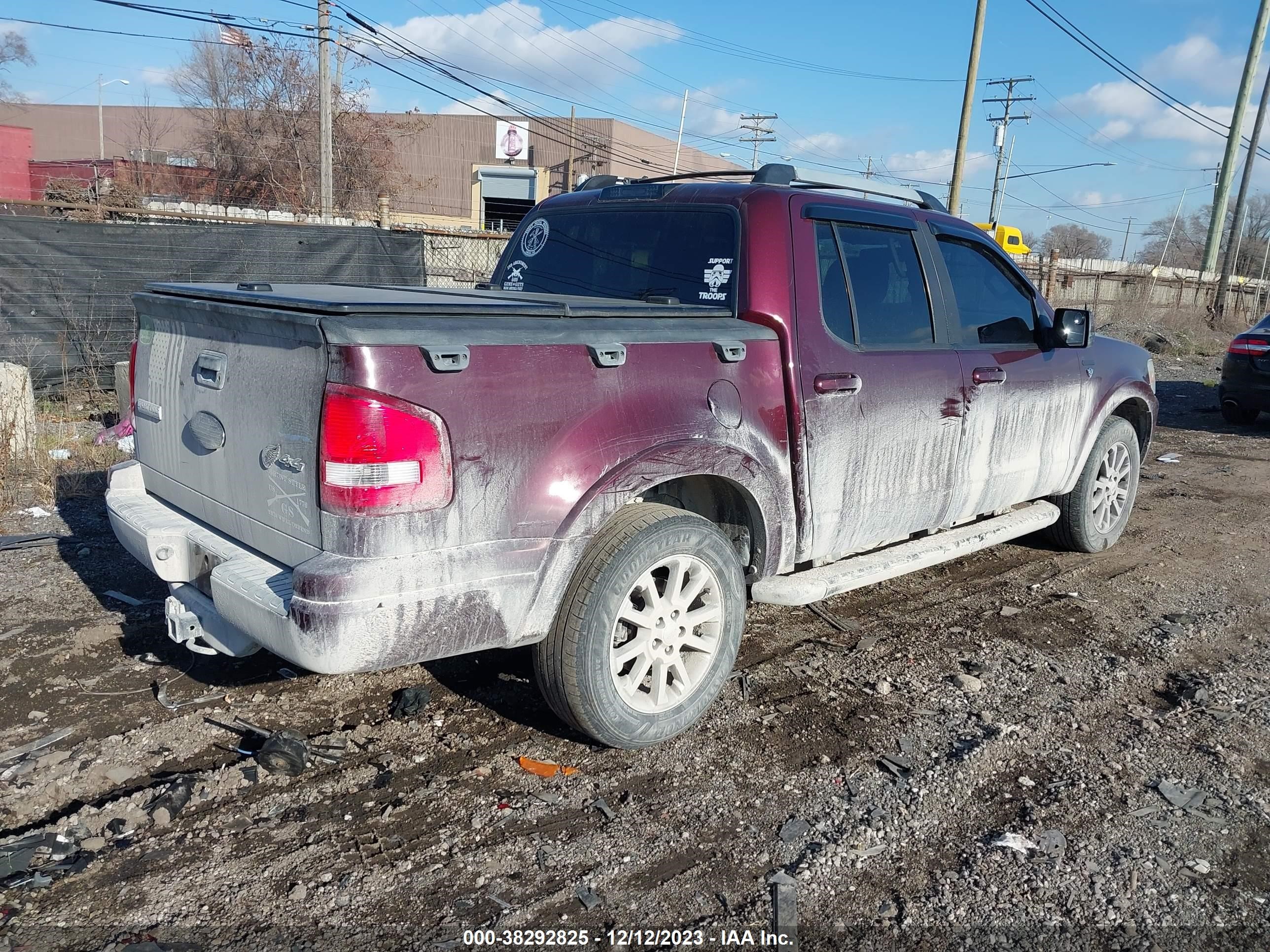 Photo 3 VIN: 1FMEU53807UA01009 - FORD EXPLORER SPORT TRAC 