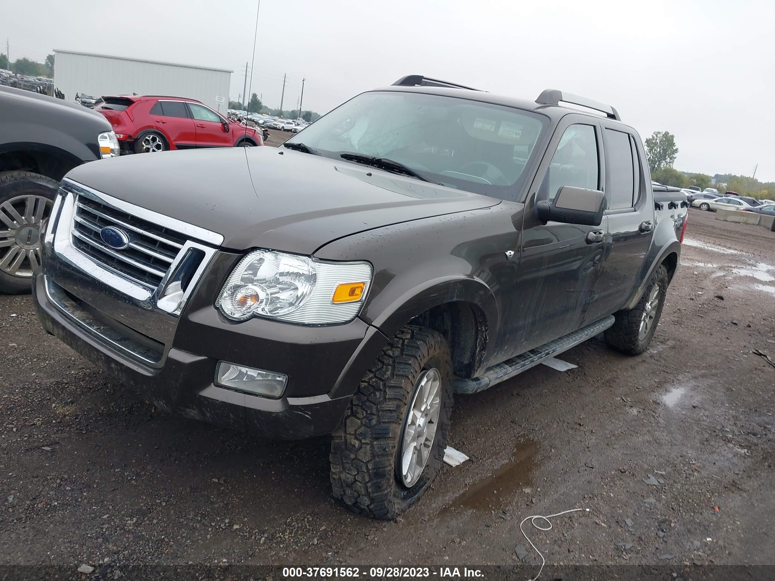 Photo 1 VIN: 1FMEU53868UA95043 - FORD EXPLORER SPORT TRAC 