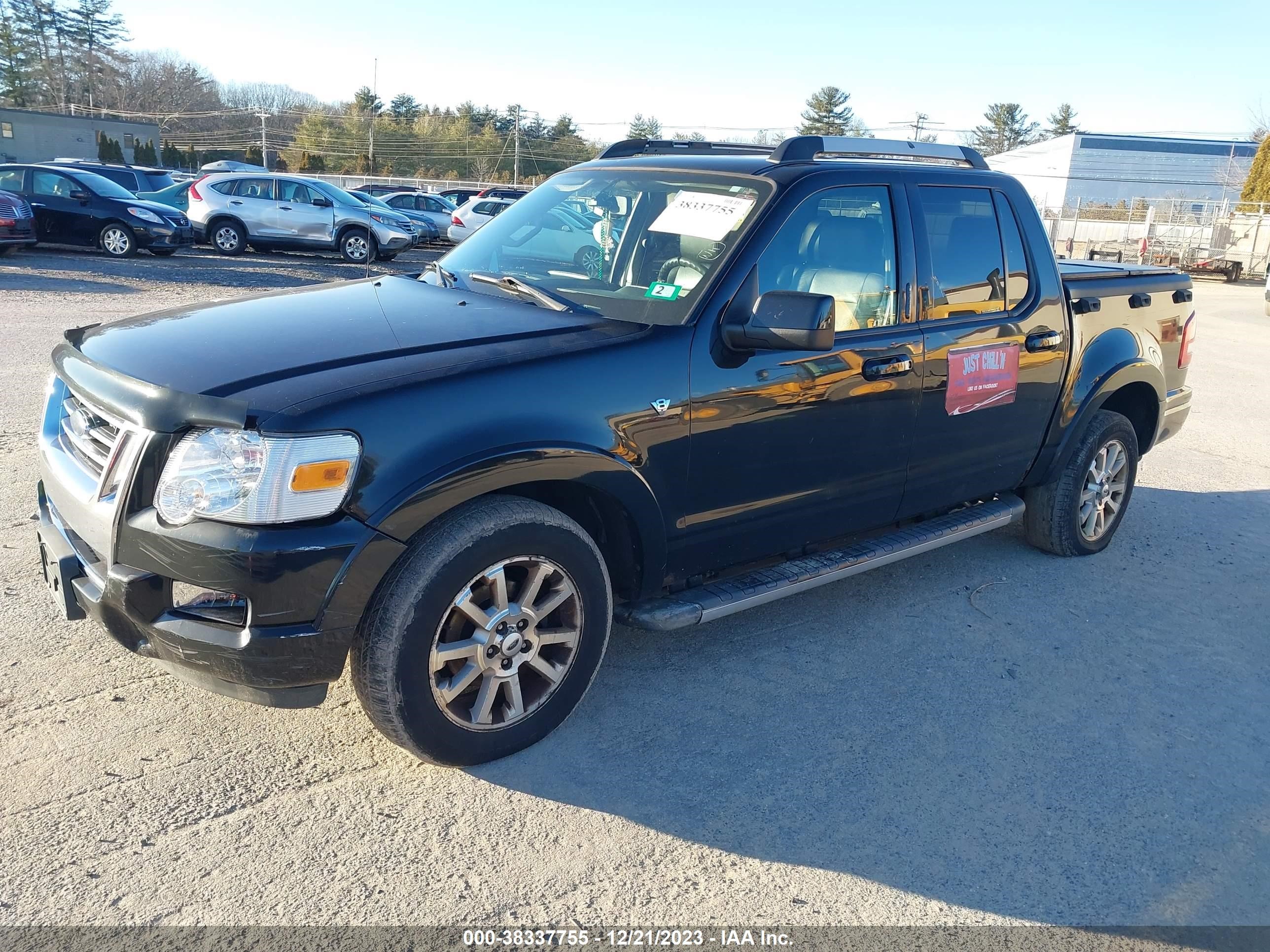 Photo 1 VIN: 1FMEU53897UA14695 - FORD EXPLORER SPORT TRAC 