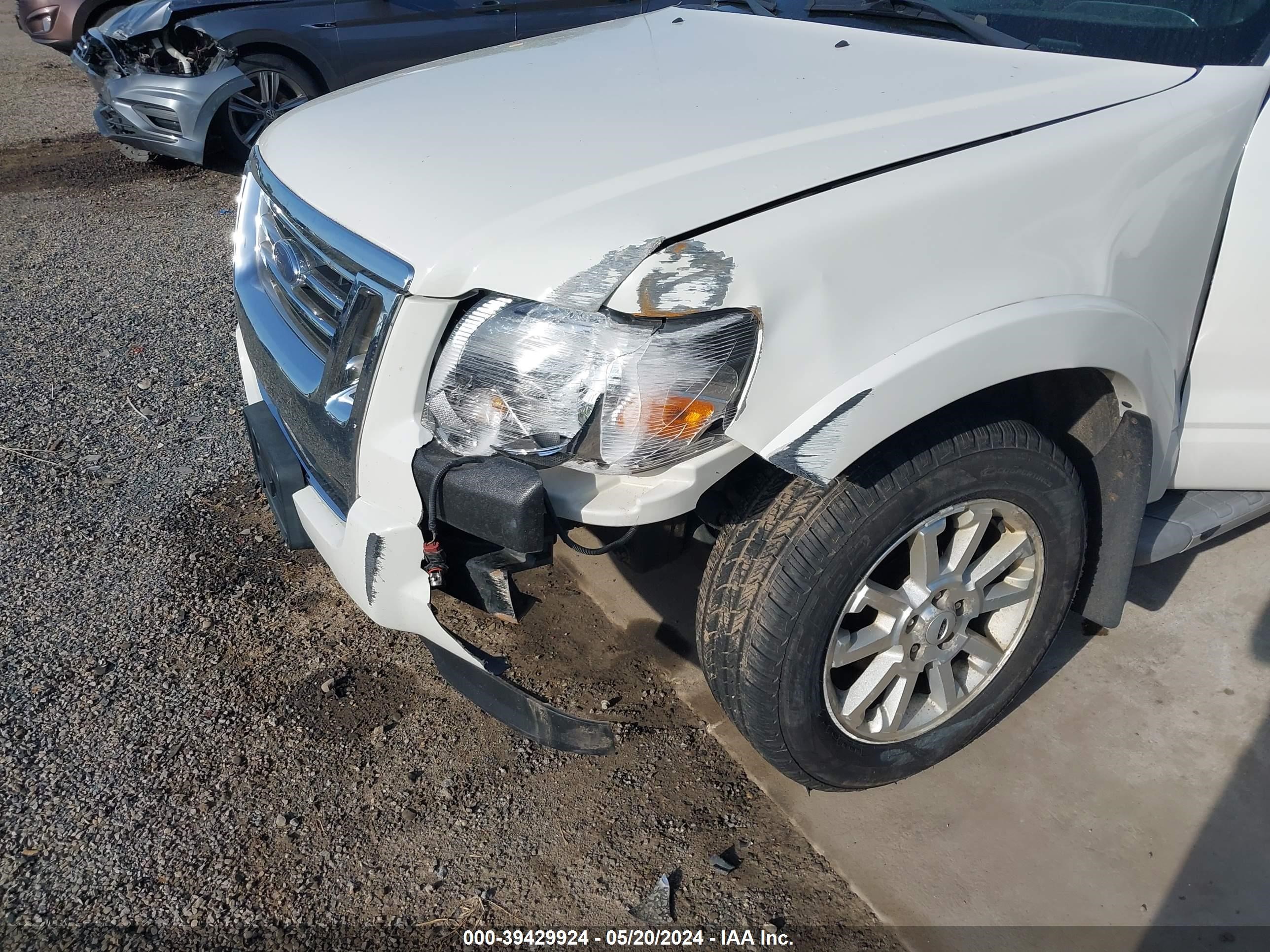 Photo 5 VIN: 1FMEU53E48UA17785 - FORD EXPLORER SPORT TRAC 