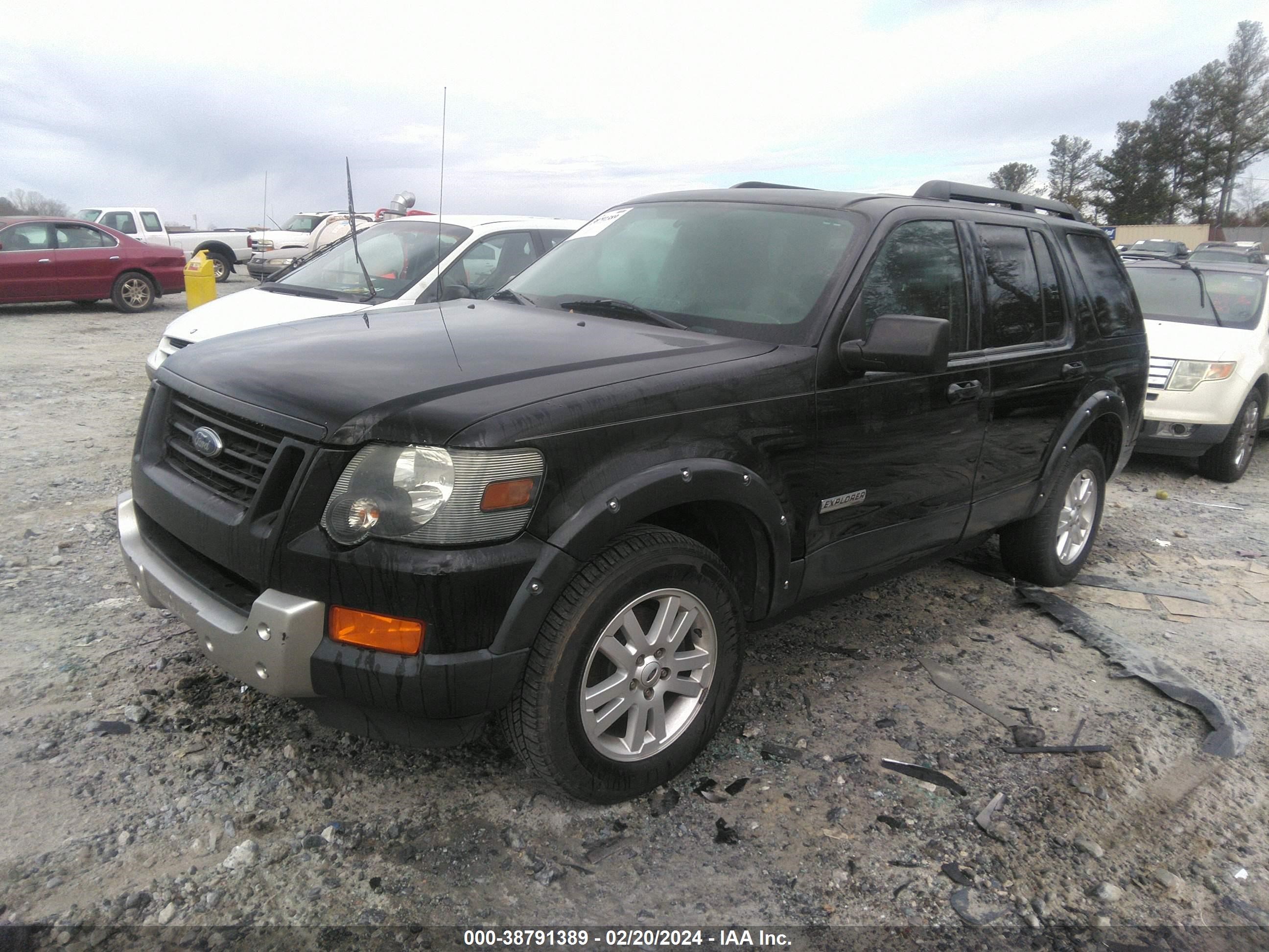 Photo 1 VIN: 1FMEU63E07UA88034 - FORD EXPLORER 