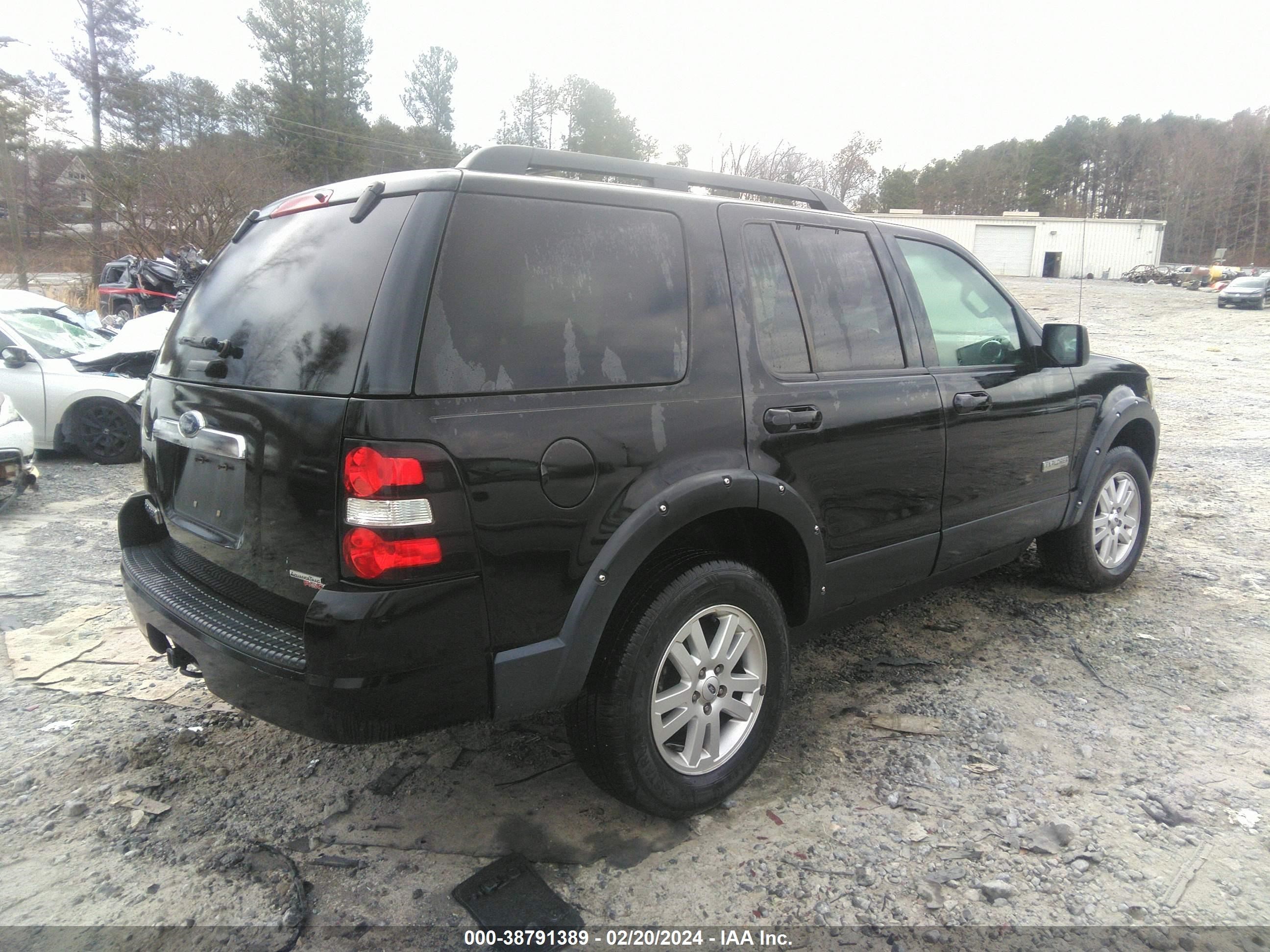 Photo 3 VIN: 1FMEU63E07UA88034 - FORD EXPLORER 