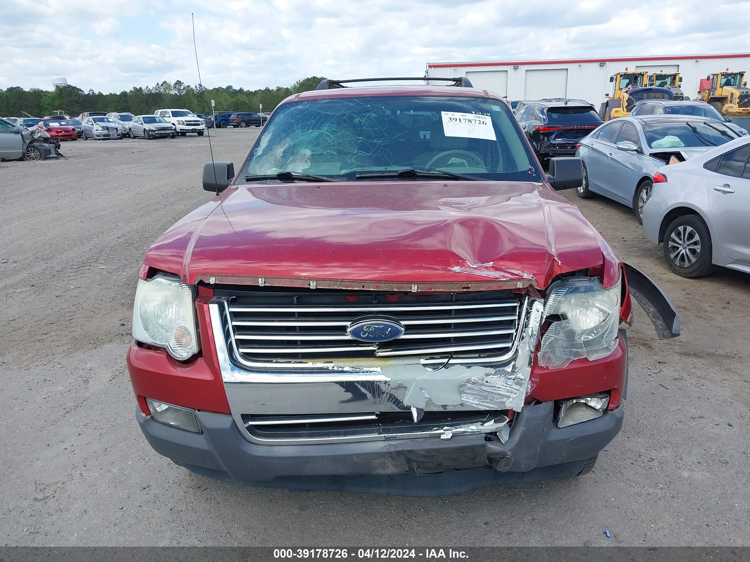 Photo 11 VIN: 1FMEU63E16UB38874 - FORD EXPLORER 