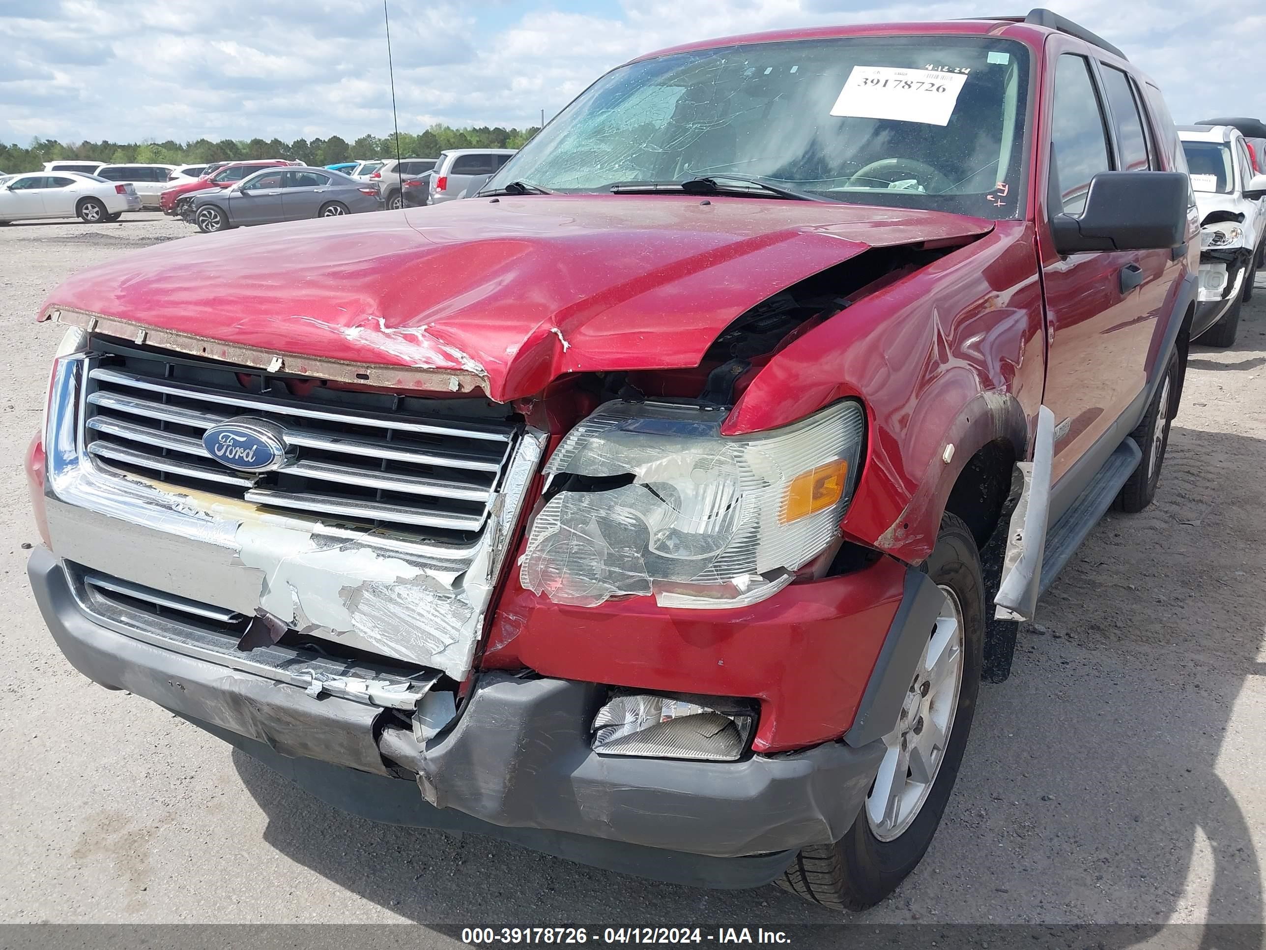 Photo 5 VIN: 1FMEU63E16UB38874 - FORD EXPLORER 