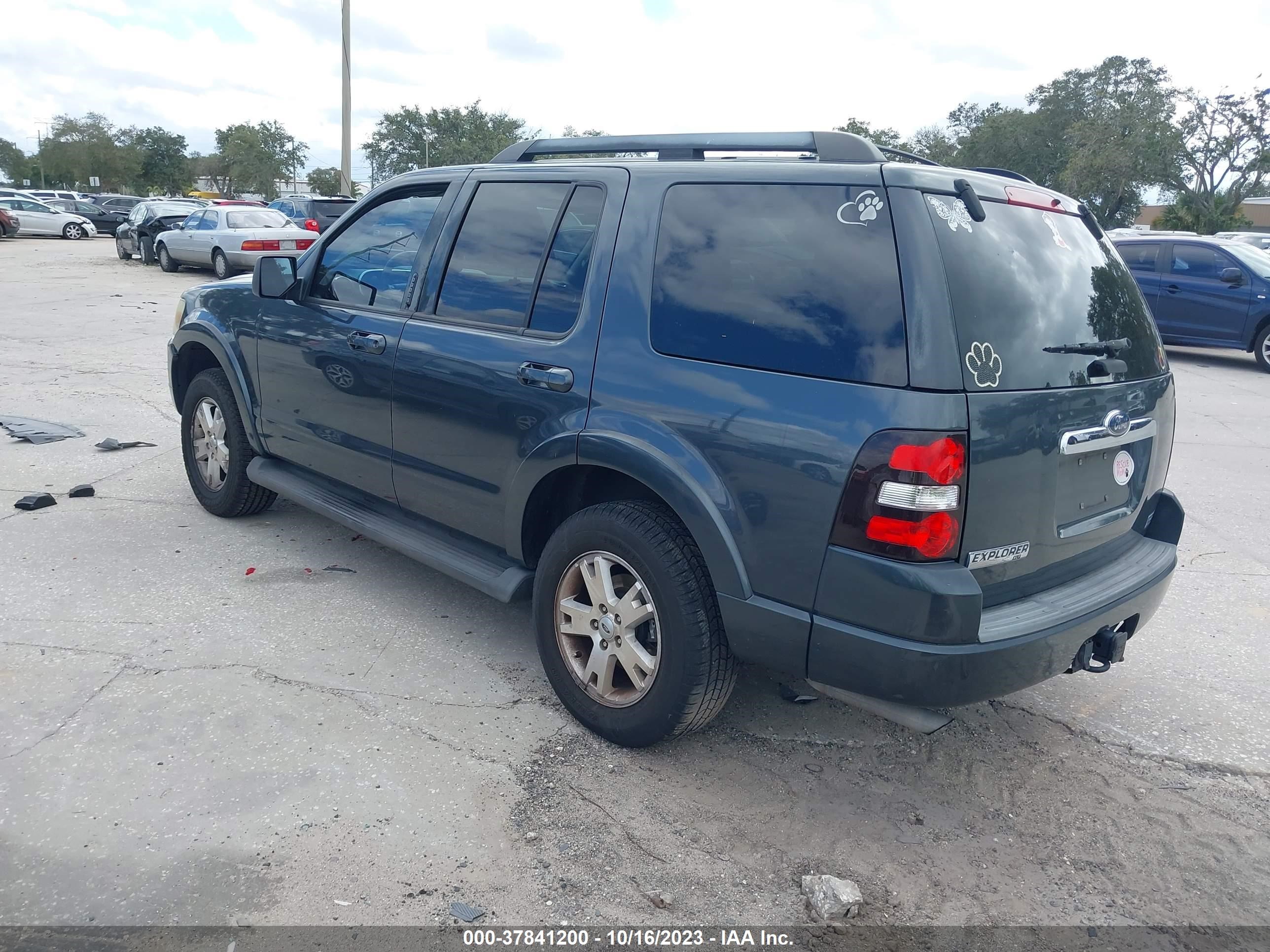 Photo 2 VIN: 1FMEU63E49UA44654 - FORD EXPLORER 