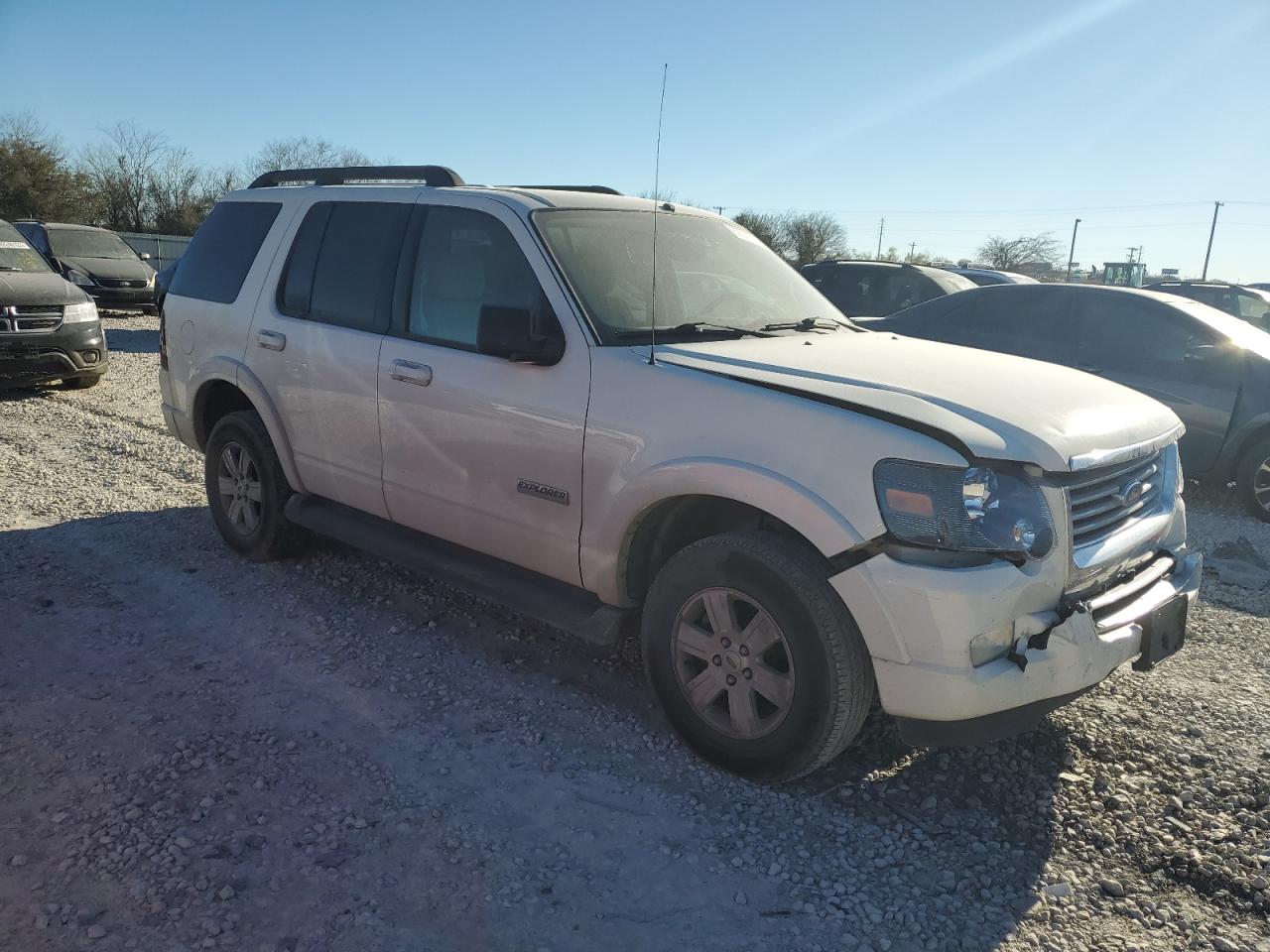 Photo 3 VIN: 1FMEU63E58UA98270 - FORD EXPLORER 