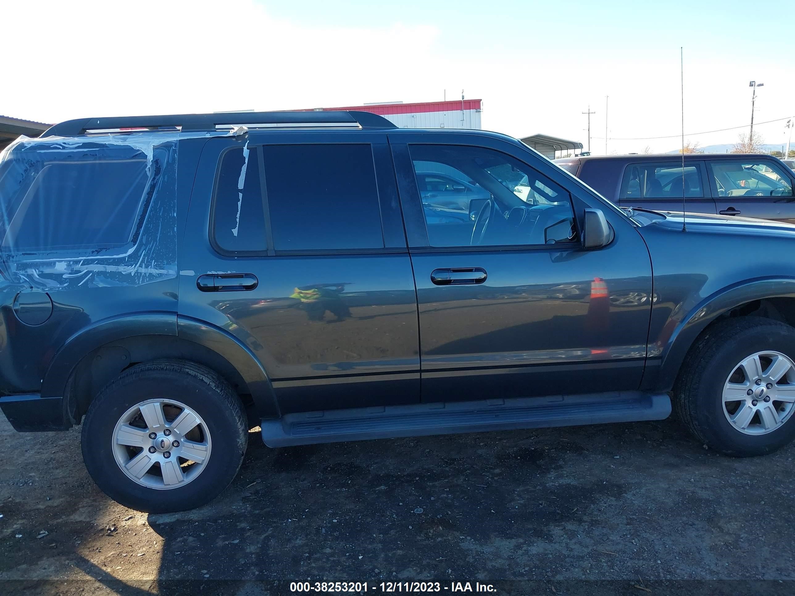 Photo 12 VIN: 1FMEU63E59UA43920 - FORD EXPLORER 