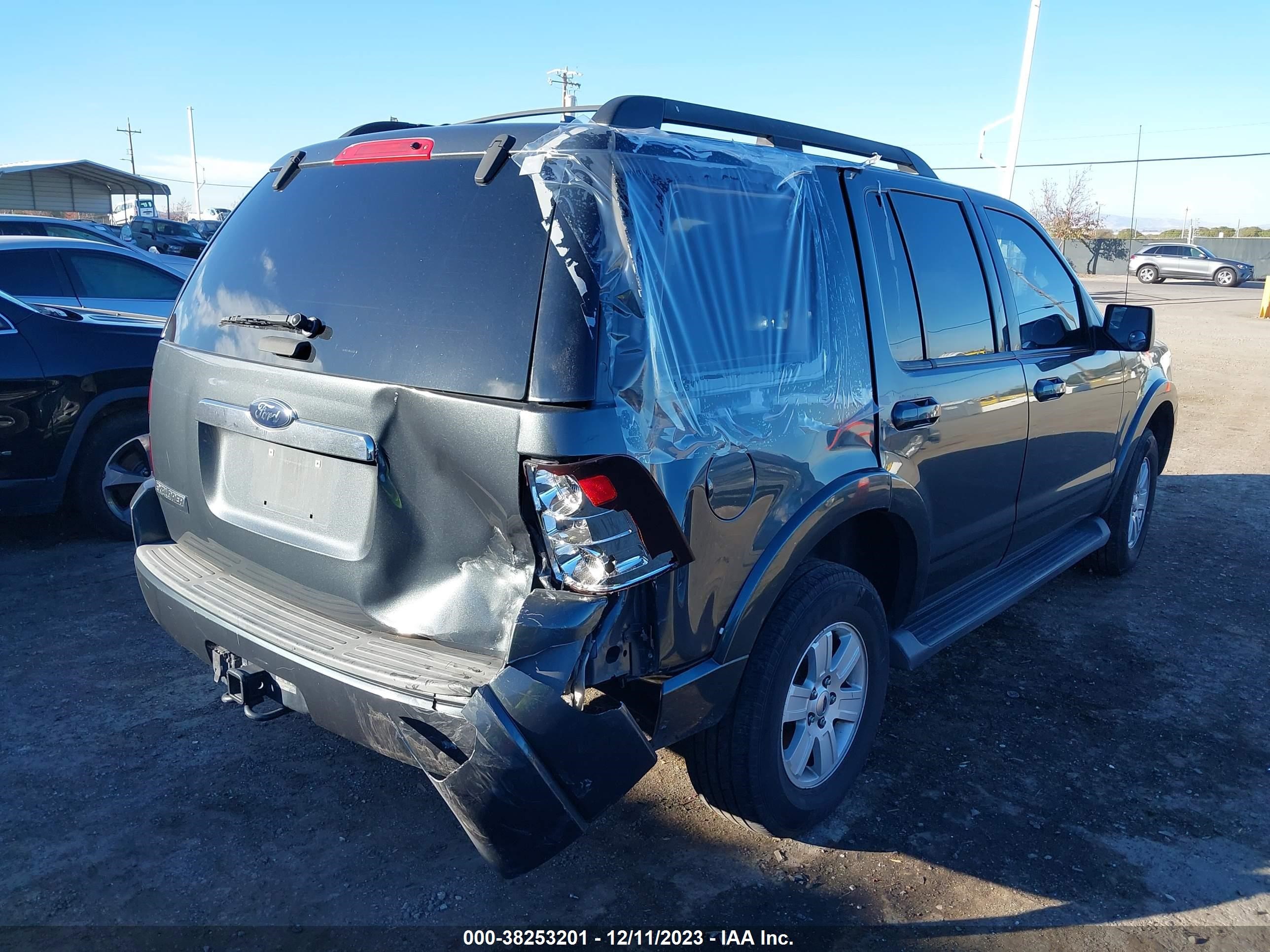 Photo 3 VIN: 1FMEU63E59UA43920 - FORD EXPLORER 