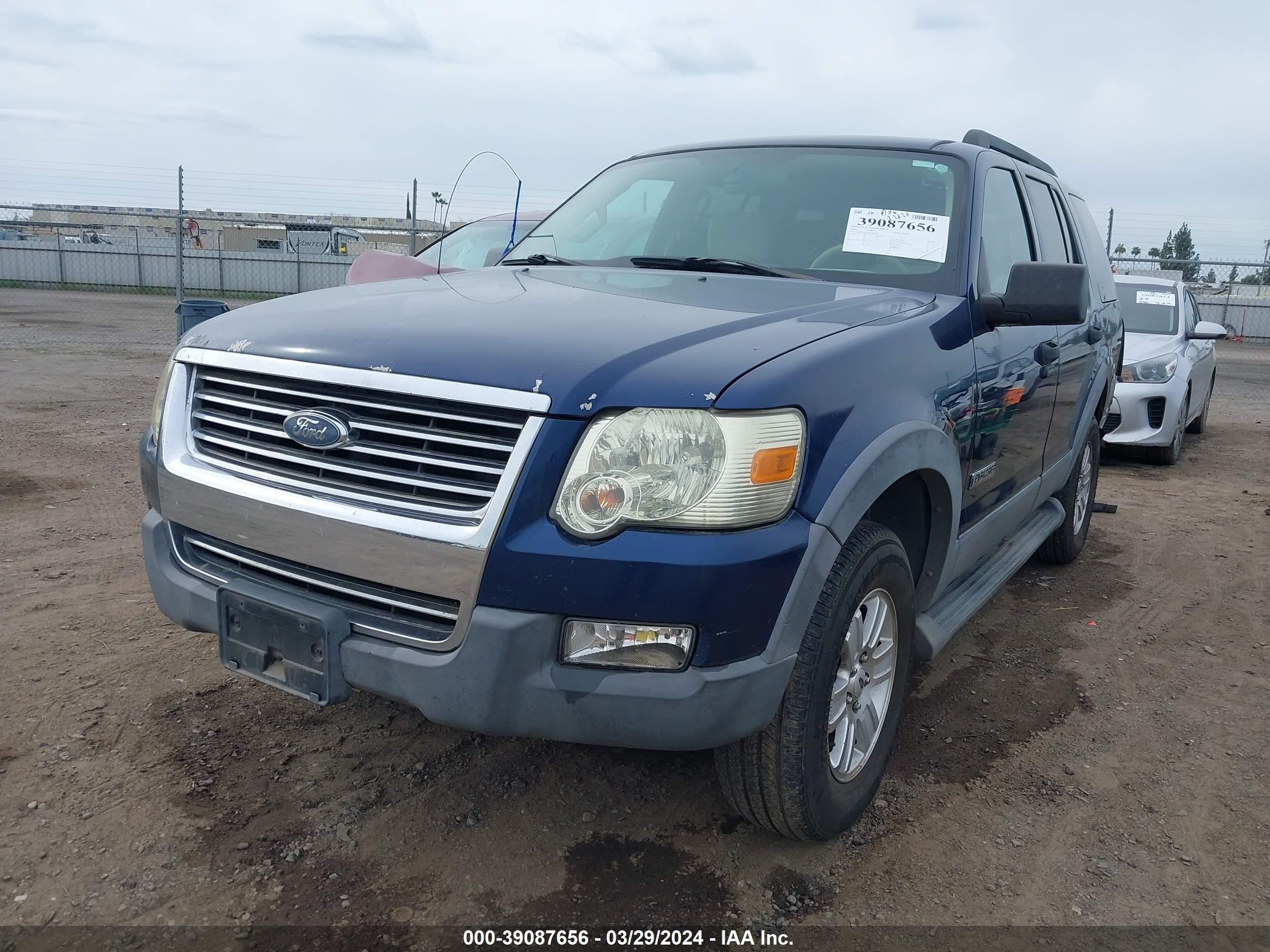 Photo 1 VIN: 1FMEU63E66ZA03263 - FORD EXPLORER 