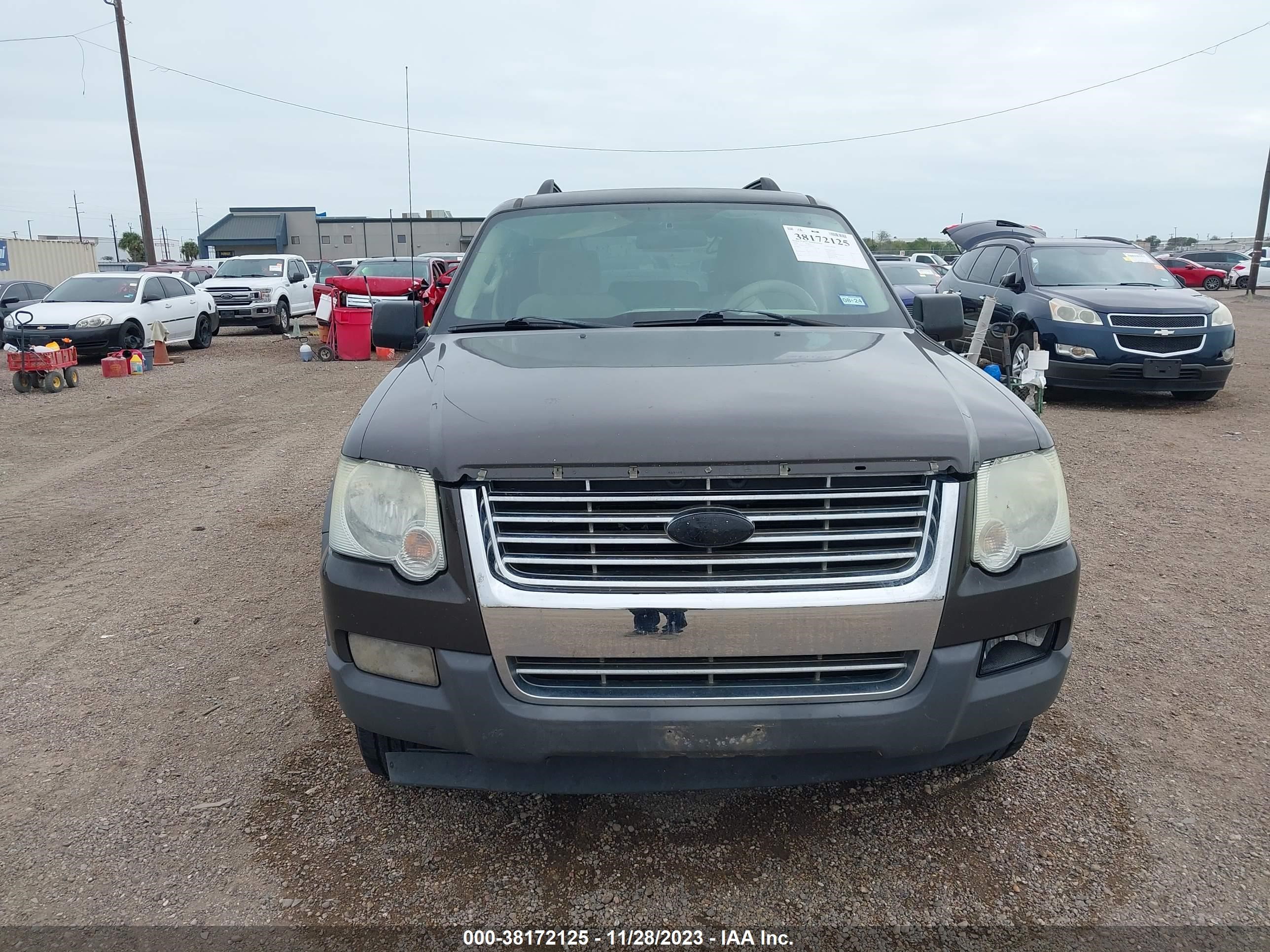 Photo 11 VIN: 1FMEU63E76UB23005 - FORD EXPLORER 