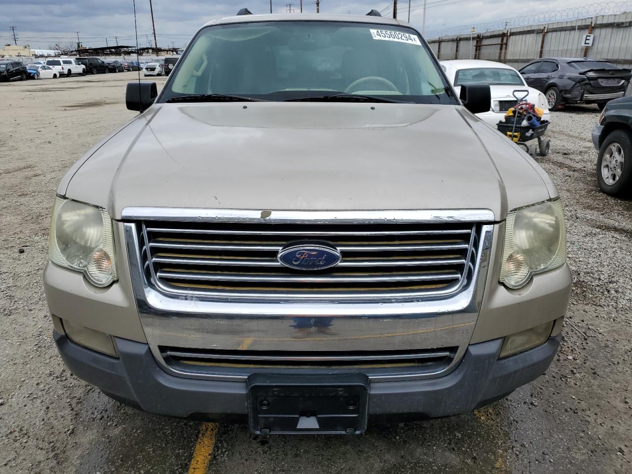 Photo 4 VIN: 1FMEU63E76ZA18886 - FORD EXPLORER 