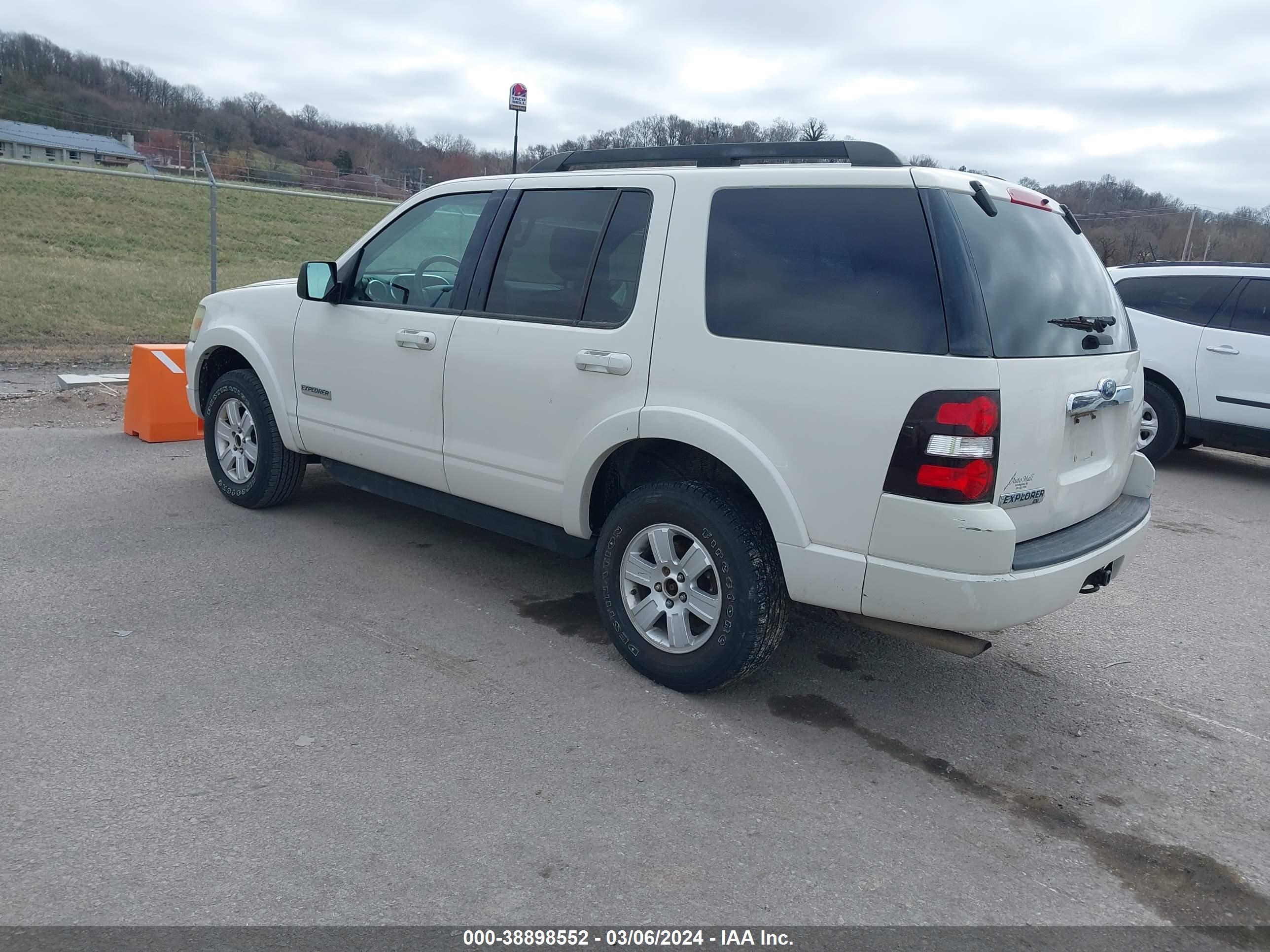 Photo 2 VIN: 1FMEU63E78UA62354 - FORD EXPLORER 