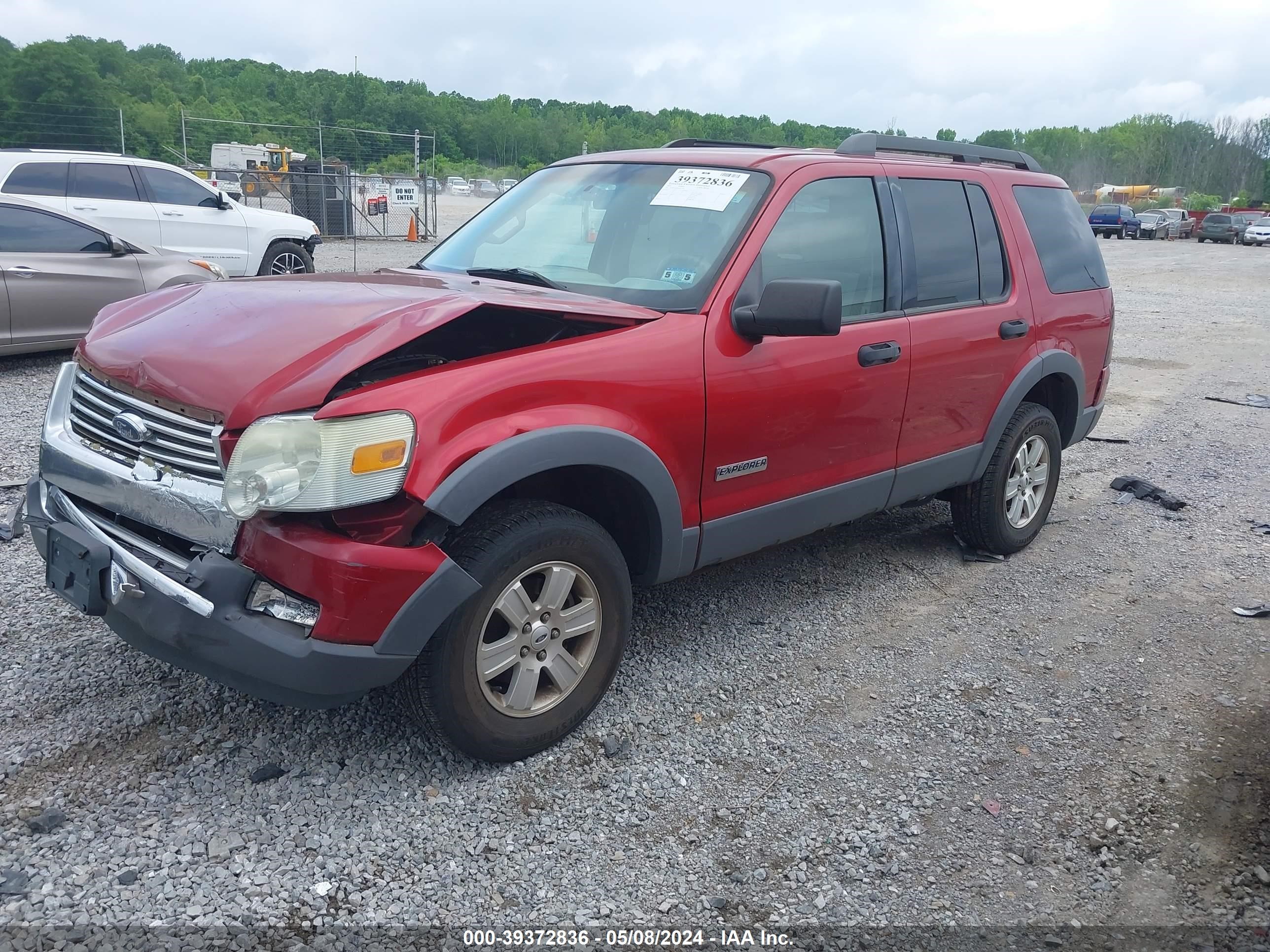 Photo 1 VIN: 1FMEU63E86UB17441 - FORD EXPLORER 