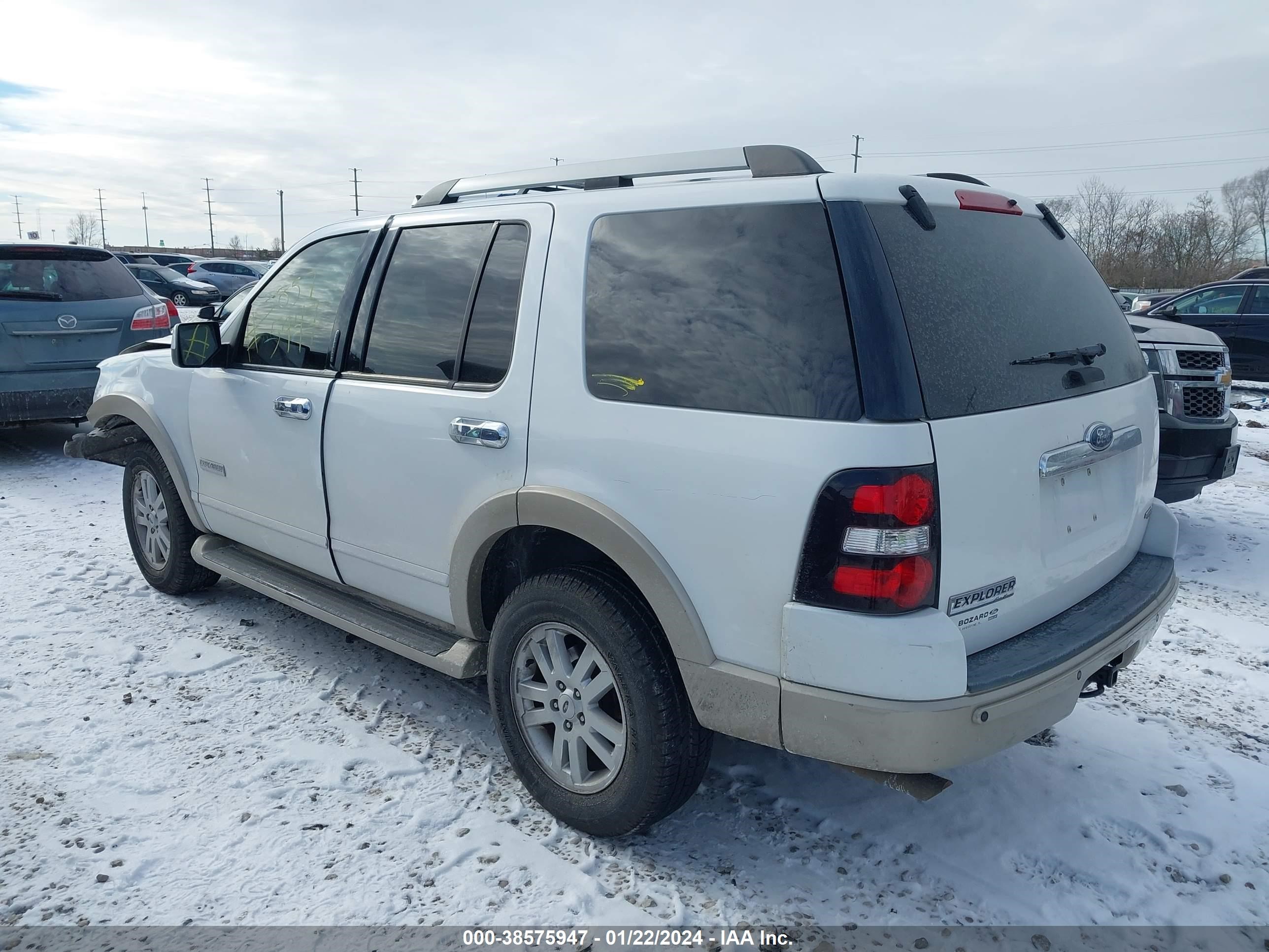 Photo 2 VIN: 1FMEU64E26UA59602 - FORD EXPLORER 