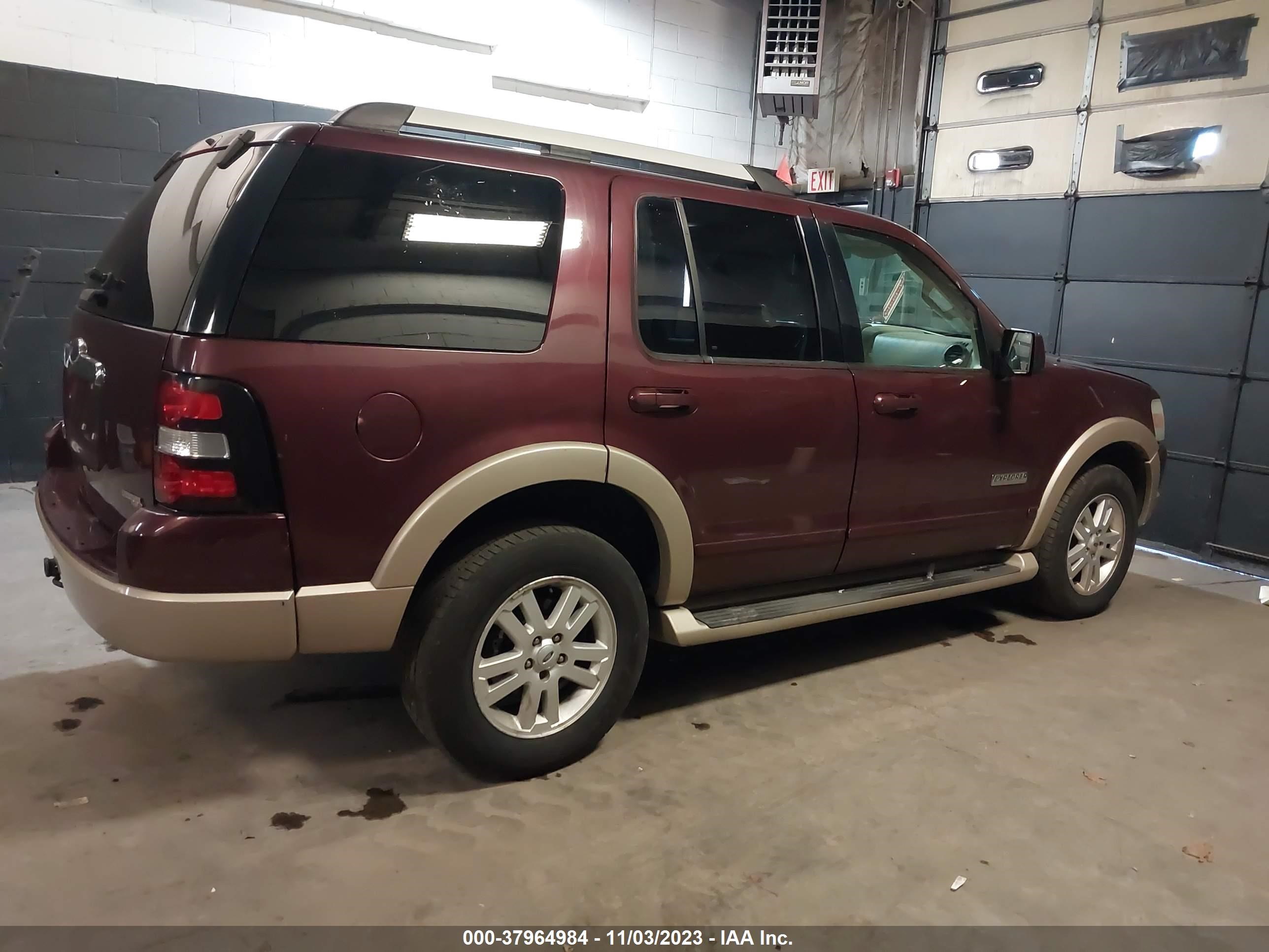 Photo 3 VIN: 1FMEU64E36UB54833 - FORD EXPLORER 