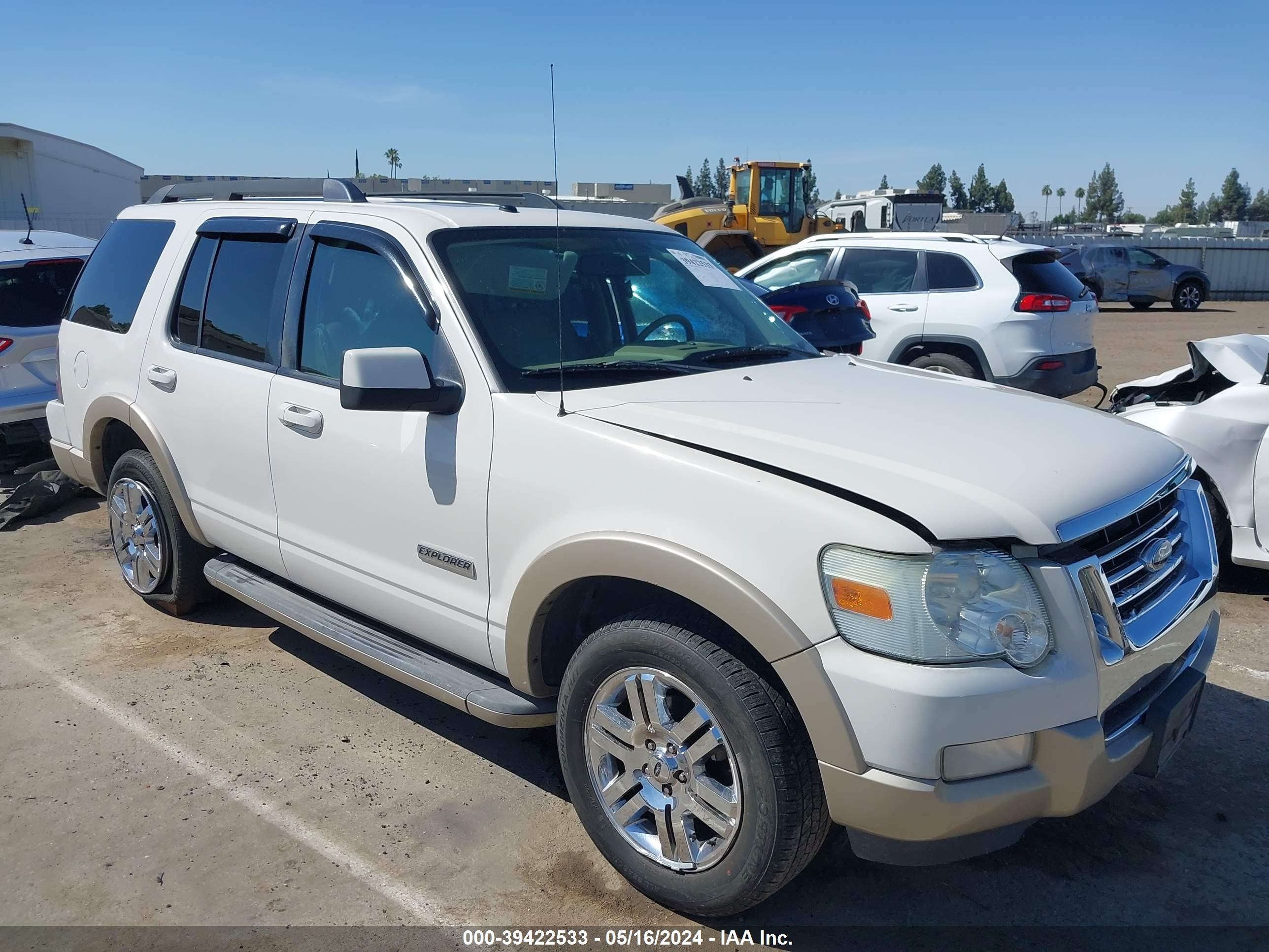 Photo 0 VIN: 1FMEU64E38UA68473 - FORD EXPLORER 