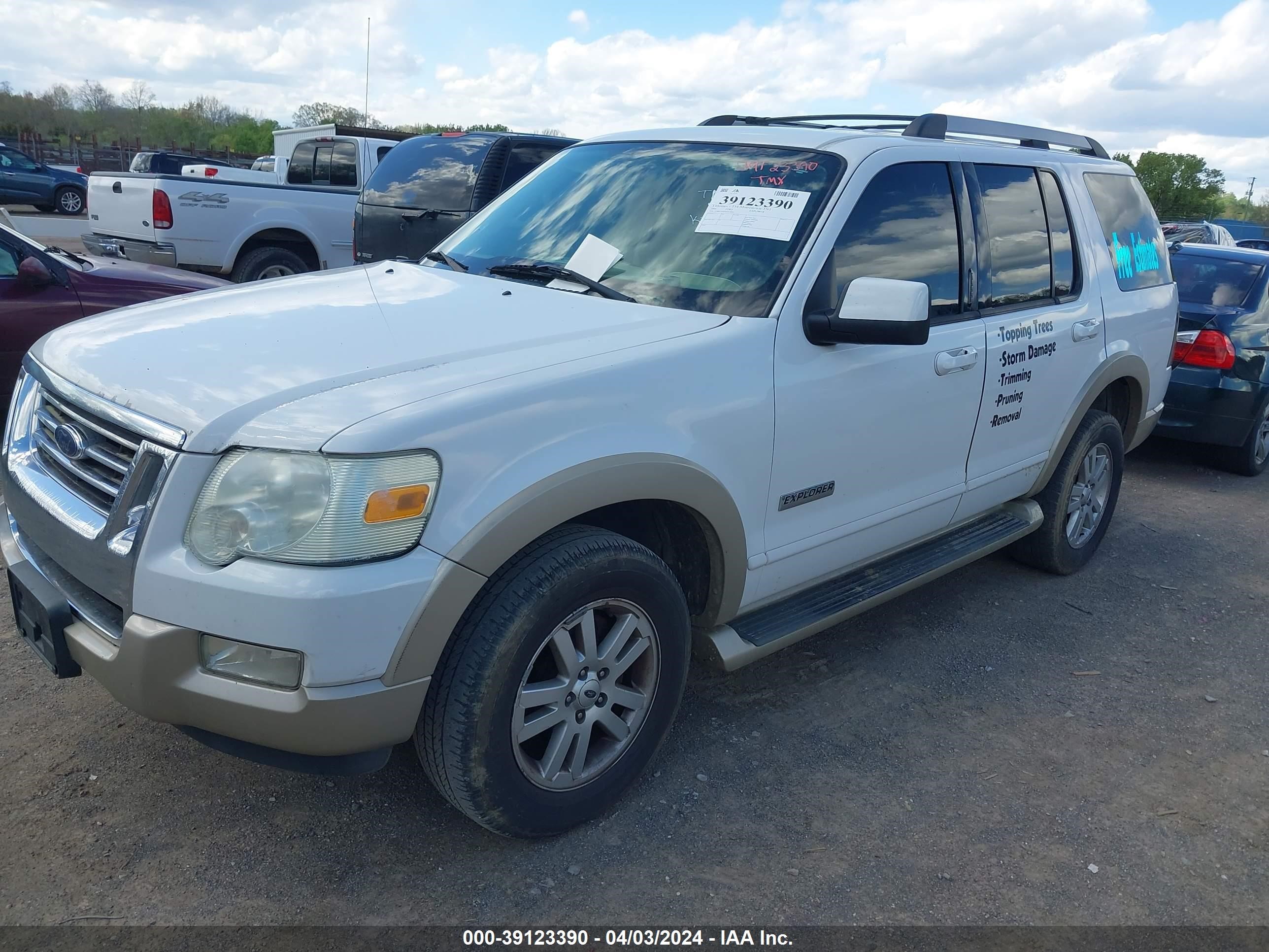 Photo 1 VIN: 1FMEU64E86ZA14604 - FORD EXPLORER 