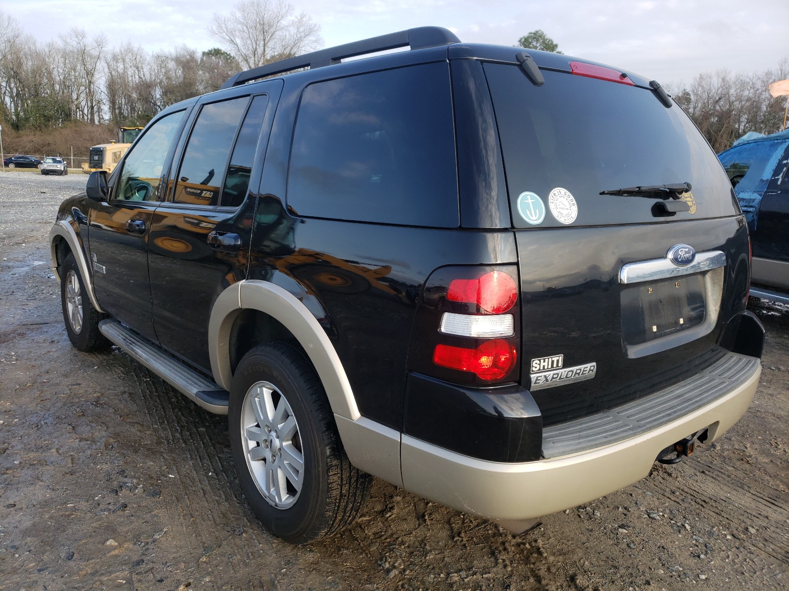 Photo 2 VIN: 1FMEU64E98UA32223 - FORD EXPLORER E 