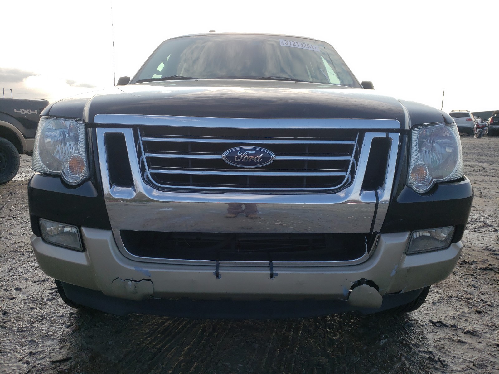 Photo 8 VIN: 1FMEU64E98UA32223 - FORD EXPLORER E 