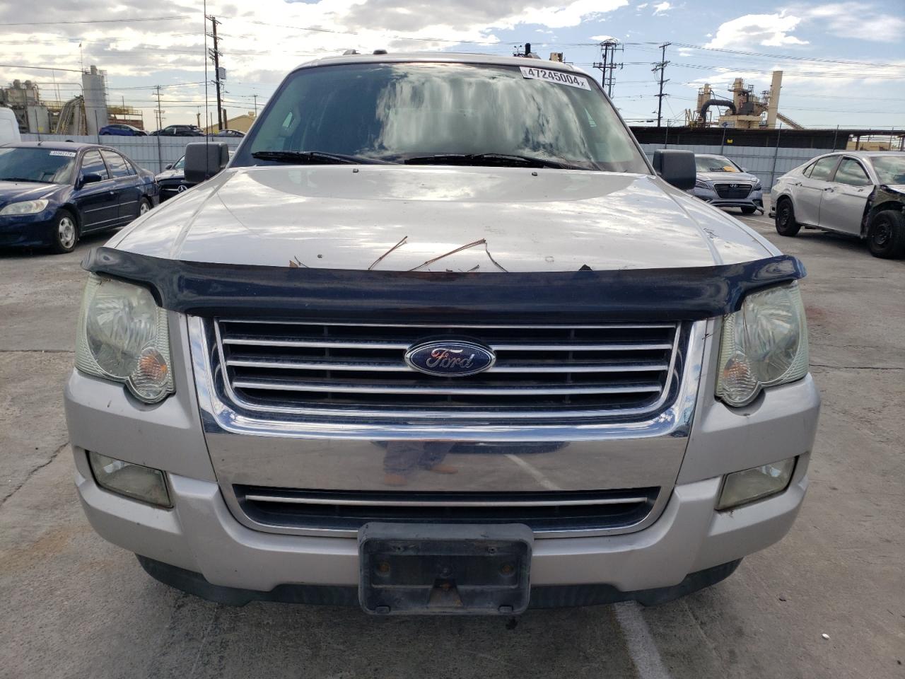 Photo 4 VIN: 1FMEU6DE0AUA93790 - FORD EXPLORER 