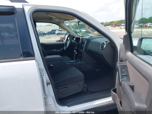 Photo 4 VIN: 1FMEU6DE0AUB16274 - FORD EXPLORER 