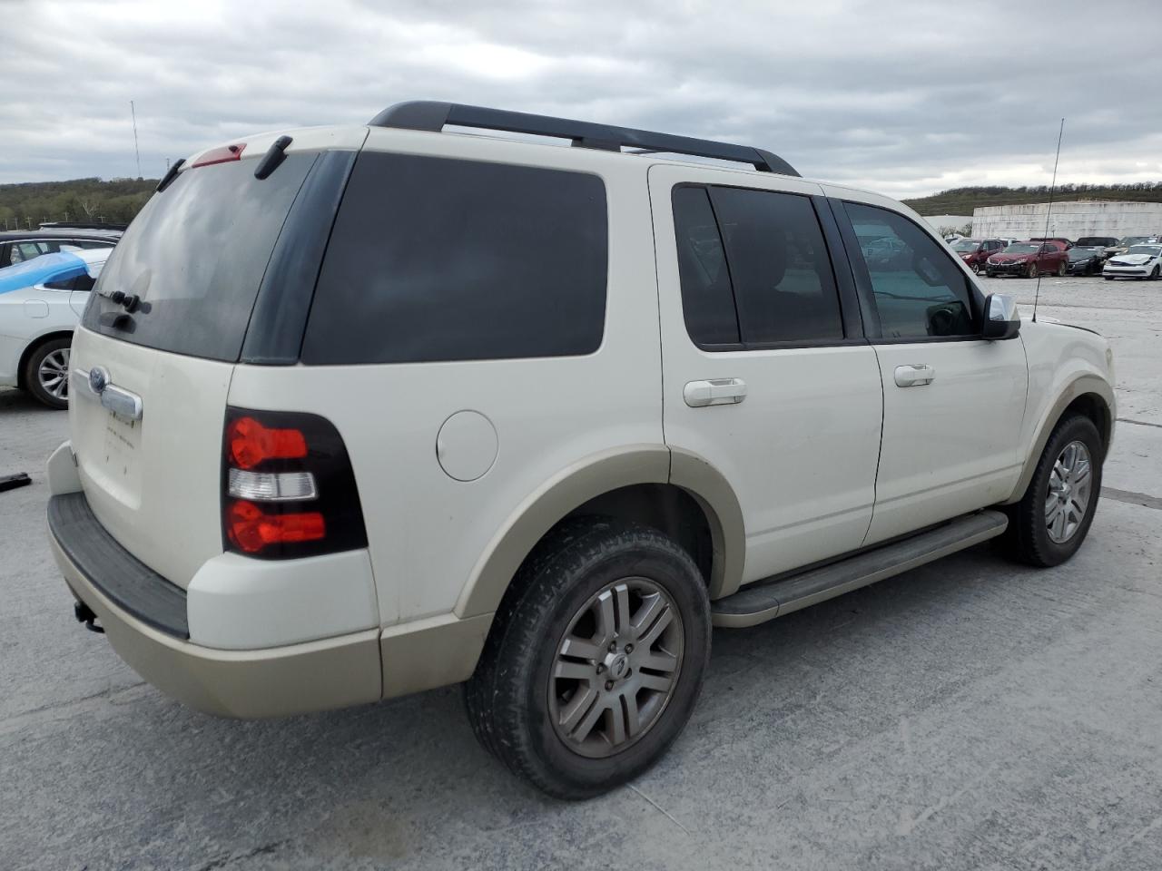 Photo 2 VIN: 1FMEU6EE8AUA24618 - FORD EXPLORER 