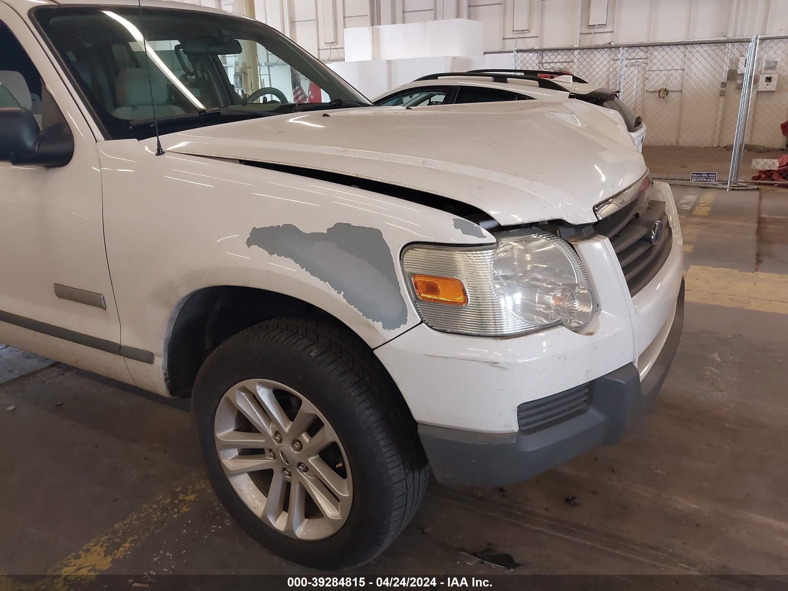 Photo 13 VIN: 1FMEU72E16UA11047 - FORD EXPLORER 