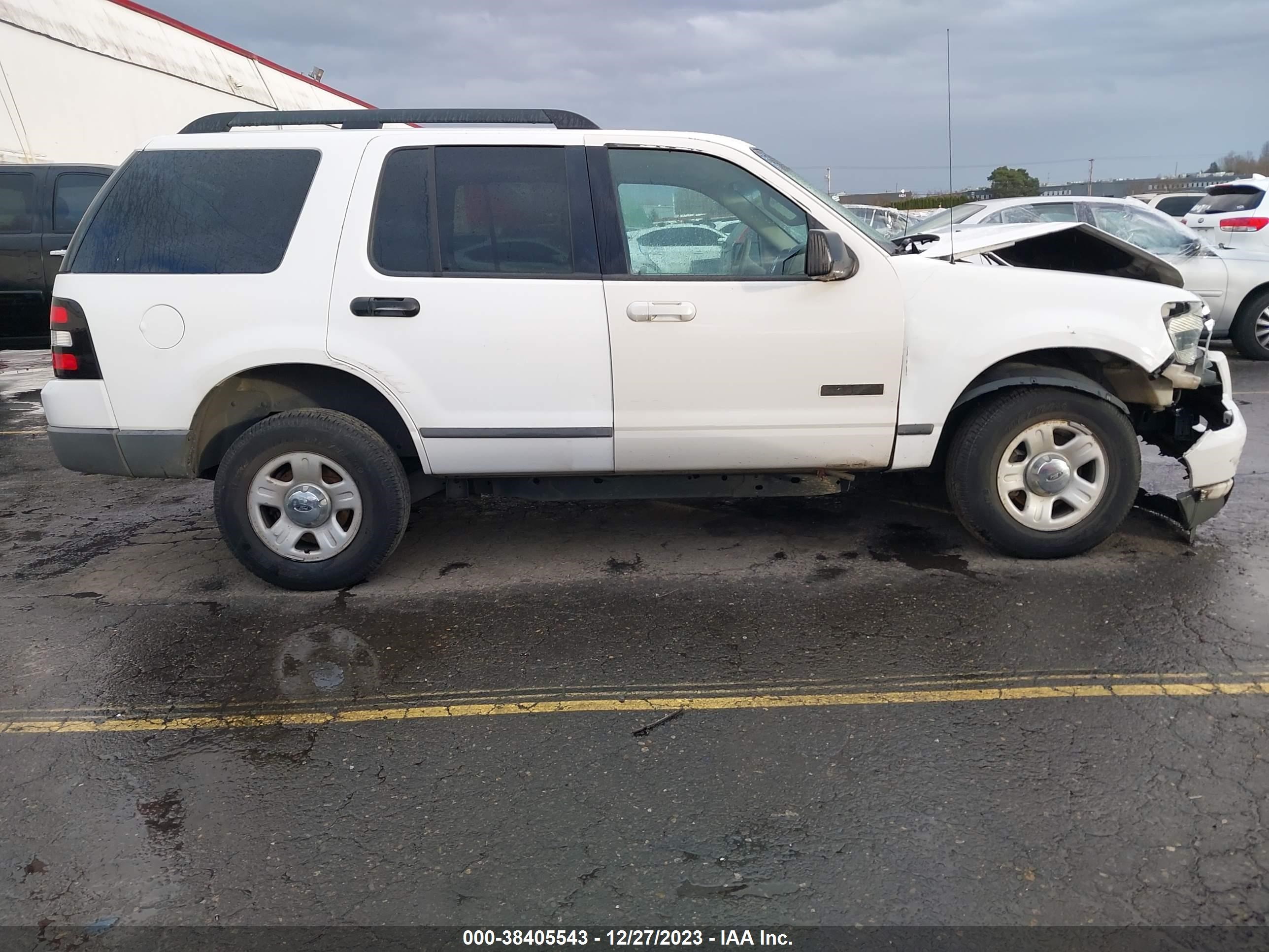 Photo 12 VIN: 1FMEU72E86UB18824 - FORD EXPLORER 