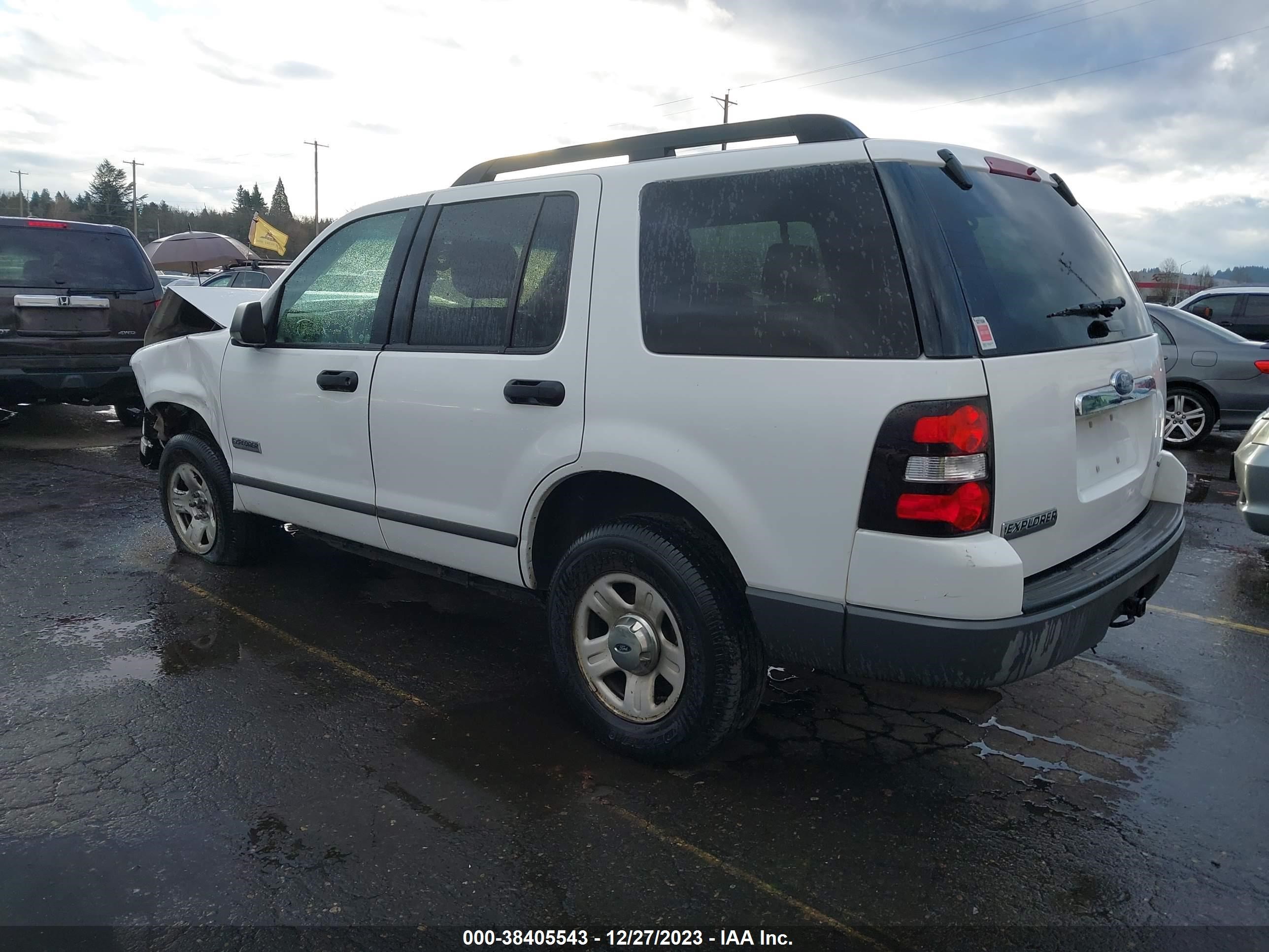 Photo 2 VIN: 1FMEU72E86UB18824 - FORD EXPLORER 