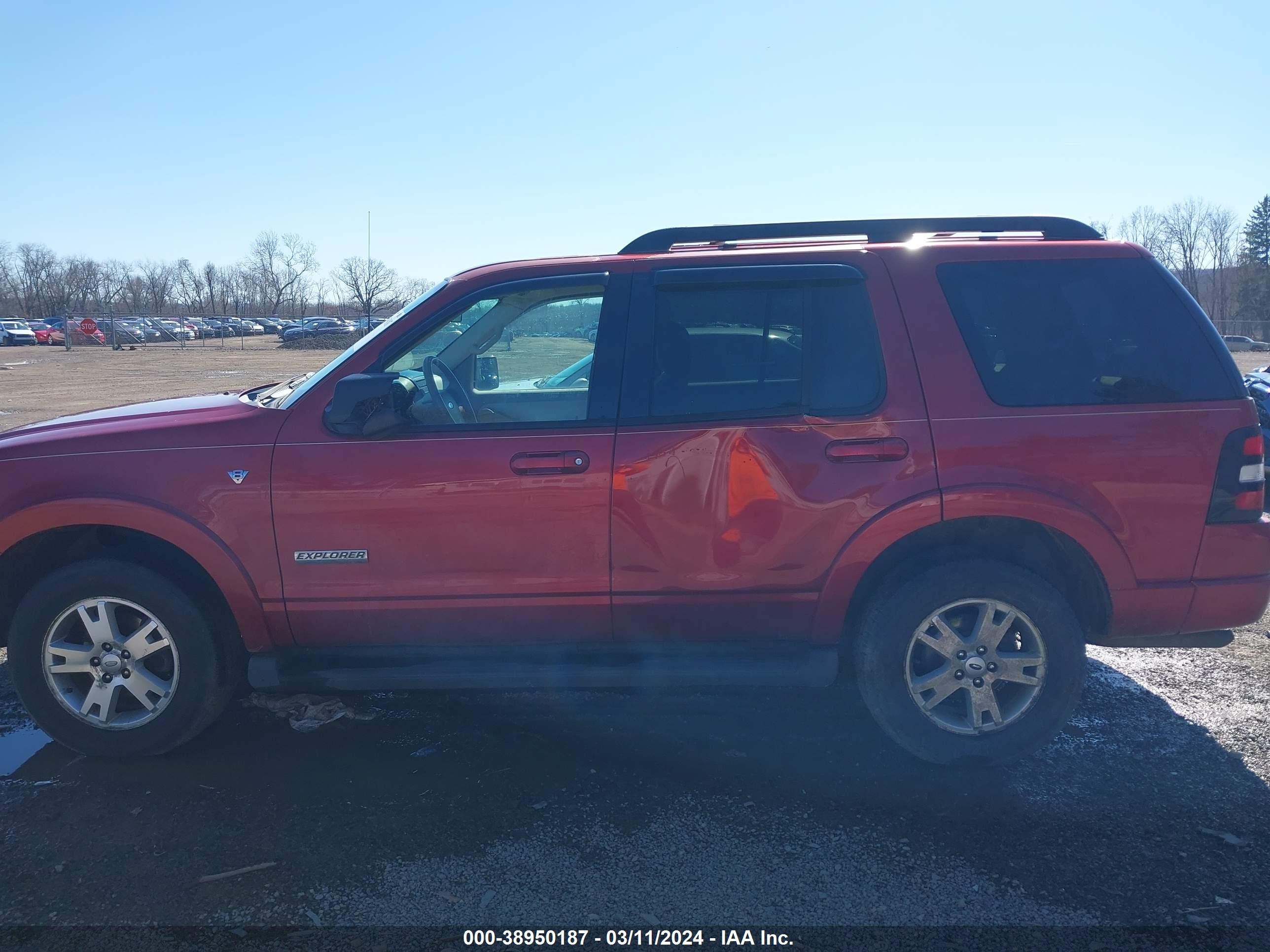 Photo 13 VIN: 1FMEU73887UA75970 - FORD EXPLORER 