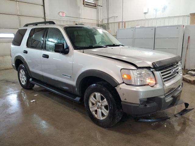 Photo 3 VIN: 1FMEU73E06UB63058 - FORD EXPLORER 