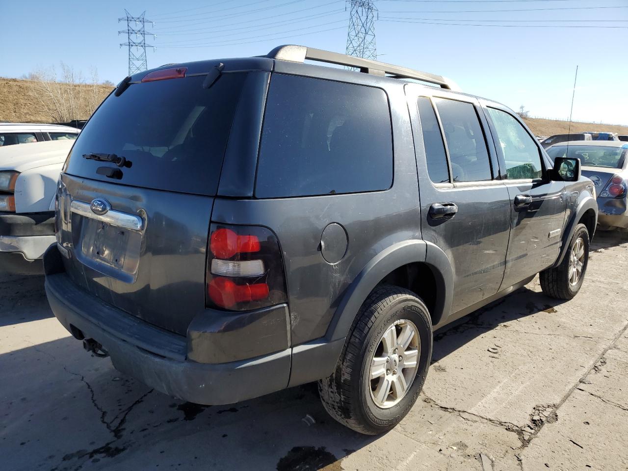 Photo 2 VIN: 1FMEU73E07UA34139 - FORD EXPLORER 