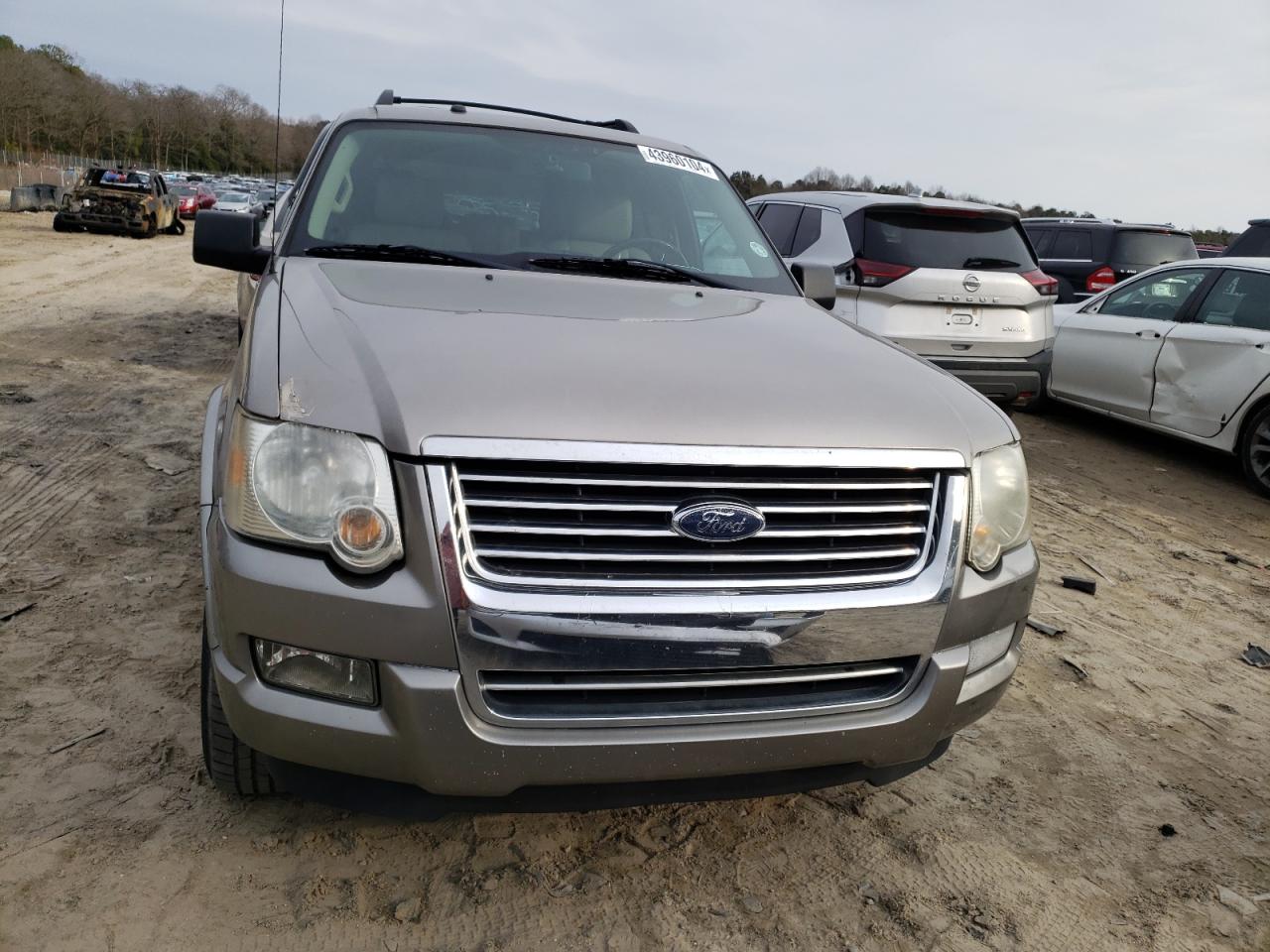 Photo 4 VIN: 1FMEU73E08UA61780 - FORD EXPLORER 