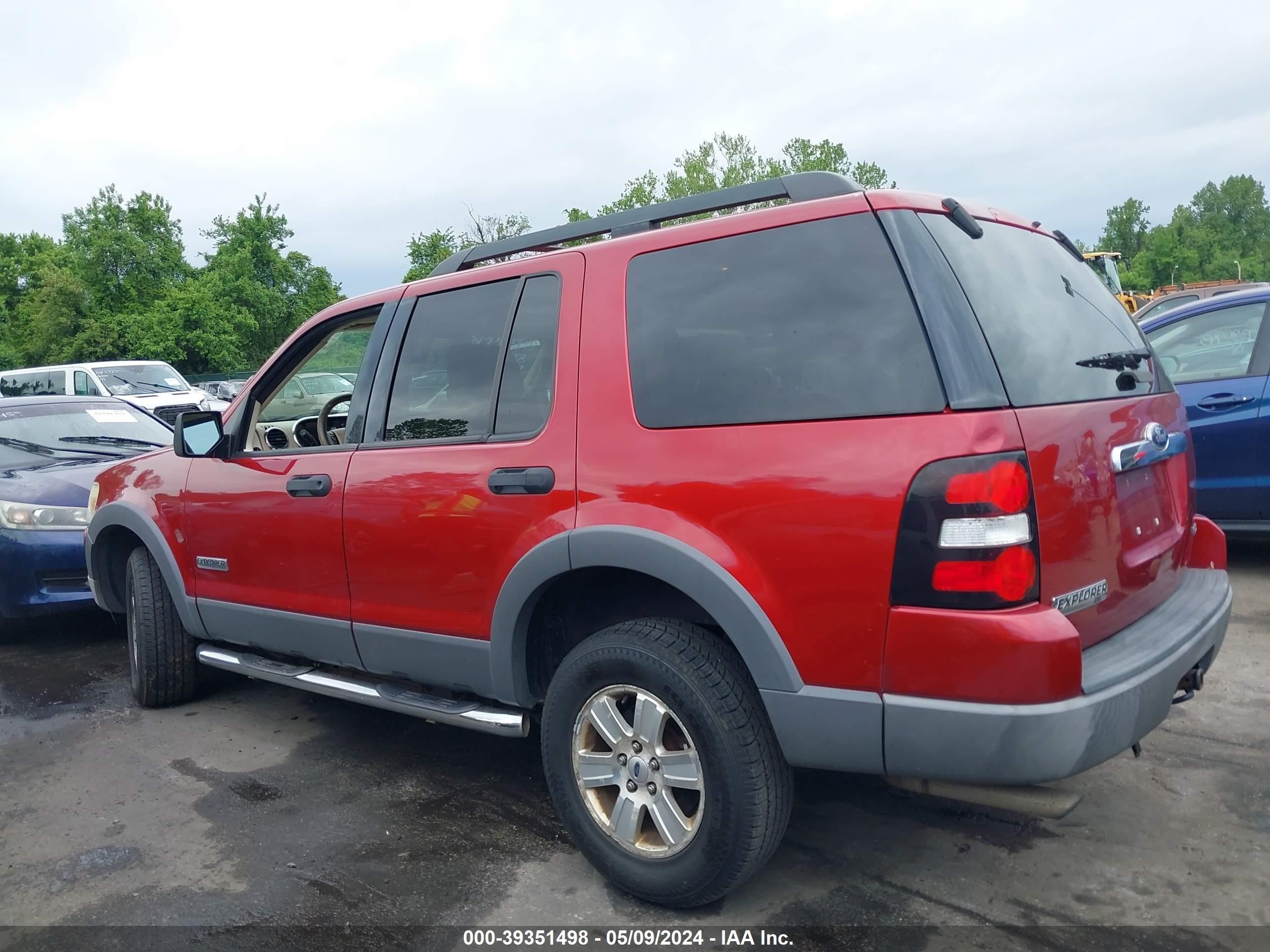 Photo 14 VIN: 1FMEU73E16UA02802 - FORD EXPLORER 