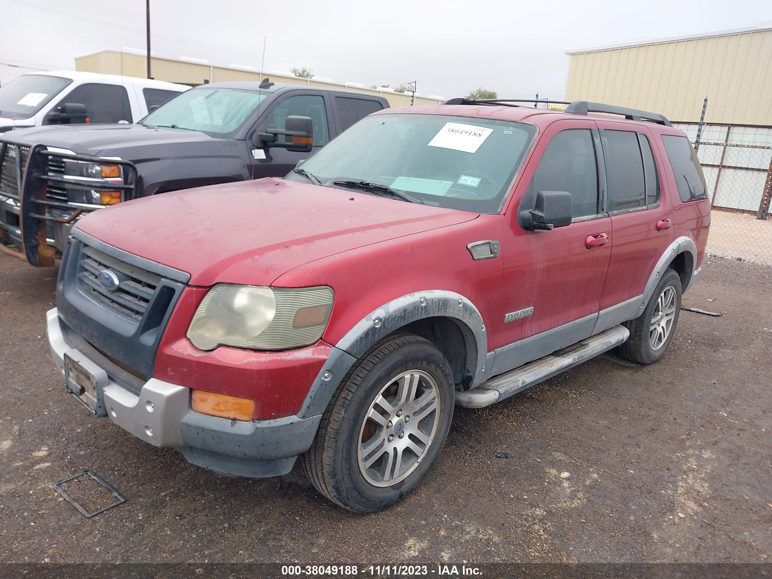 Photo 1 VIN: 1FMEU73E37UA67636 - FORD EXPLORER 