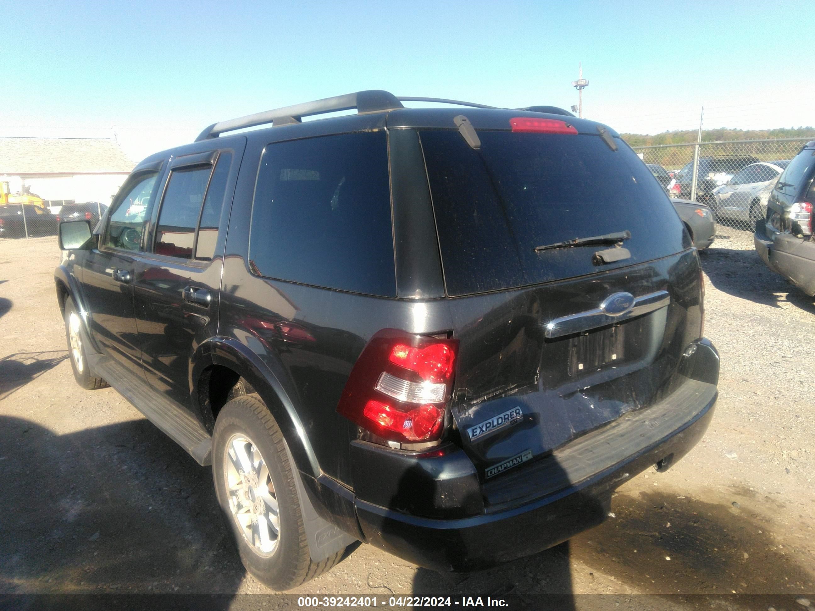 Photo 2 VIN: 1FMEU73E39UA30380 - FORD EXPLORER 