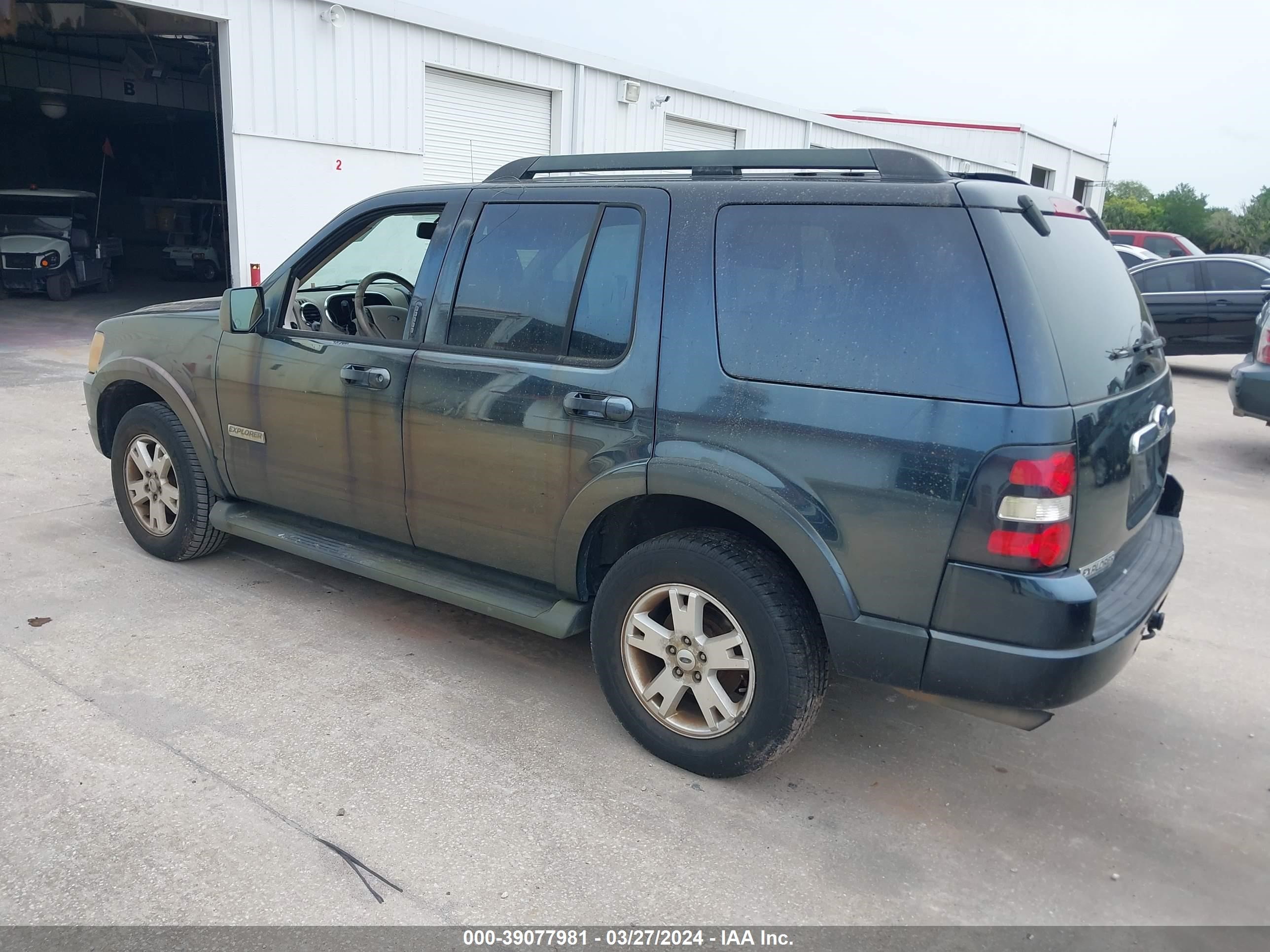 Photo 2 VIN: 1FMEU73E67UB62451 - FORD EXPLORER 