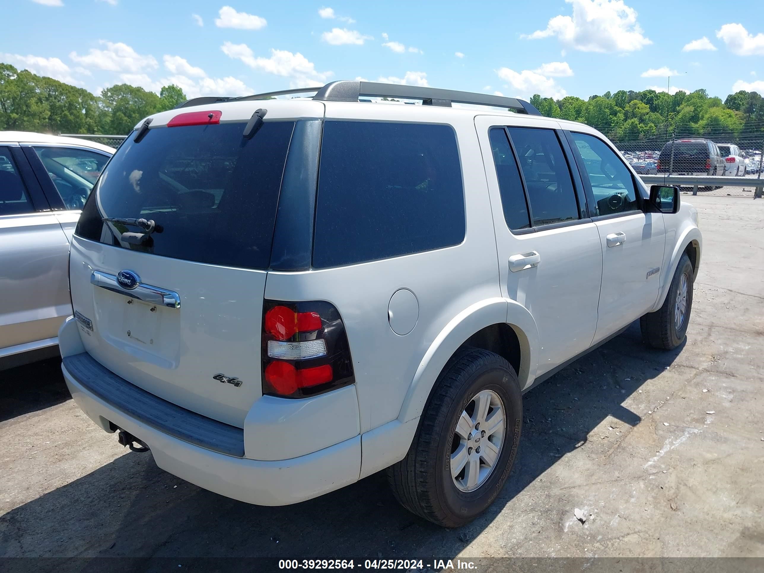 Photo 3 VIN: 1FMEU73E68UA09652 - FORD EXPLORER 