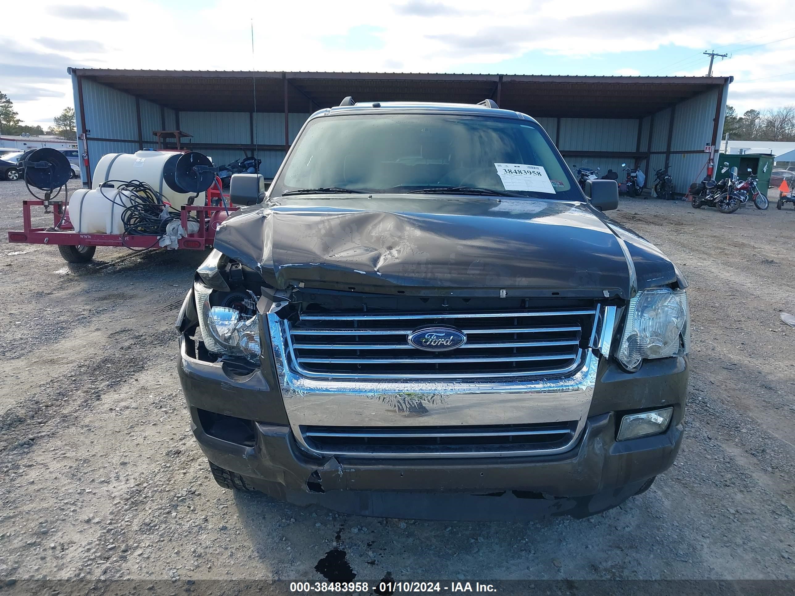 Photo 11 VIN: 1FMEU73E68UA47012 - FORD EXPLORER 