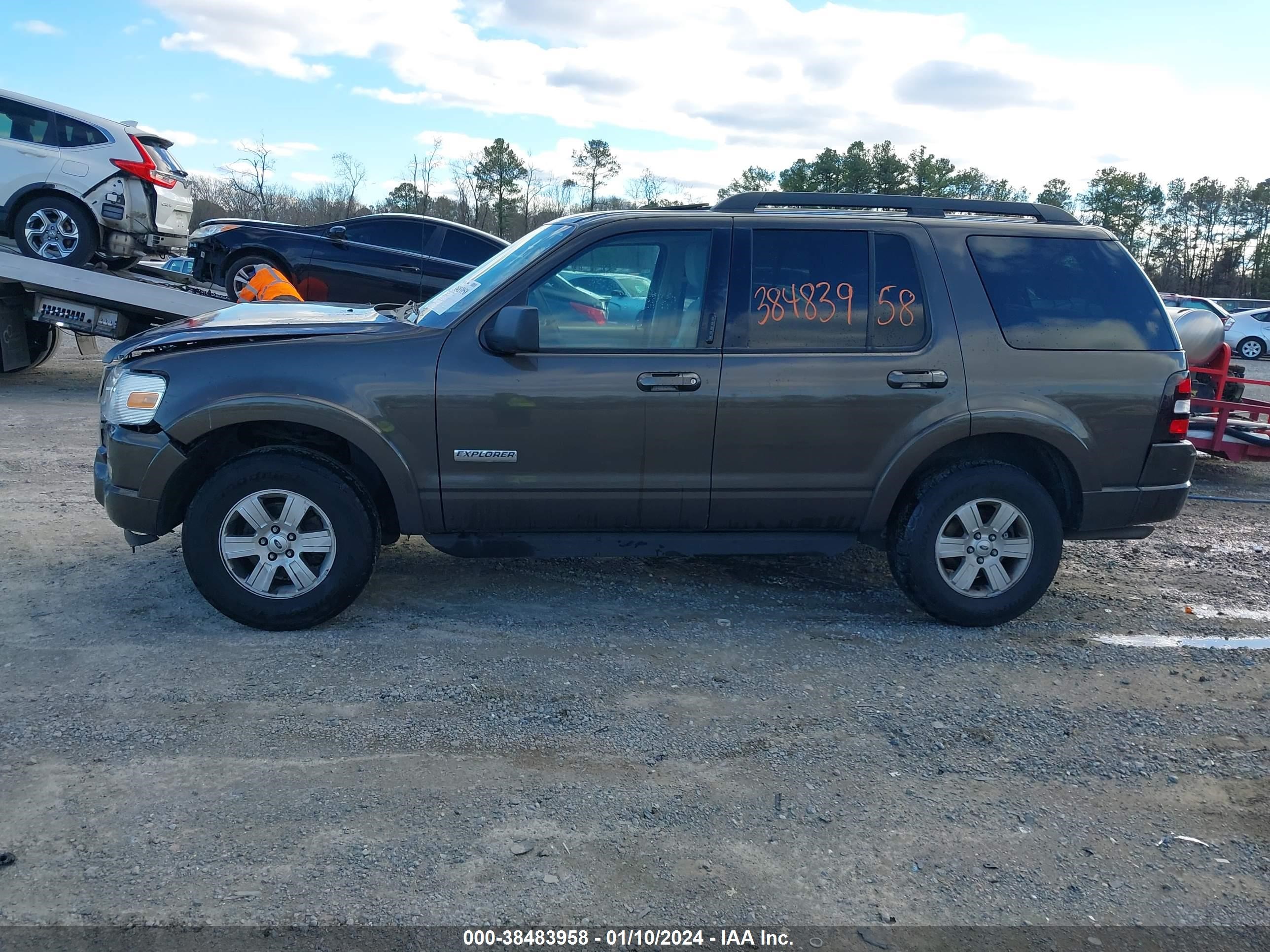 Photo 13 VIN: 1FMEU73E68UA47012 - FORD EXPLORER 