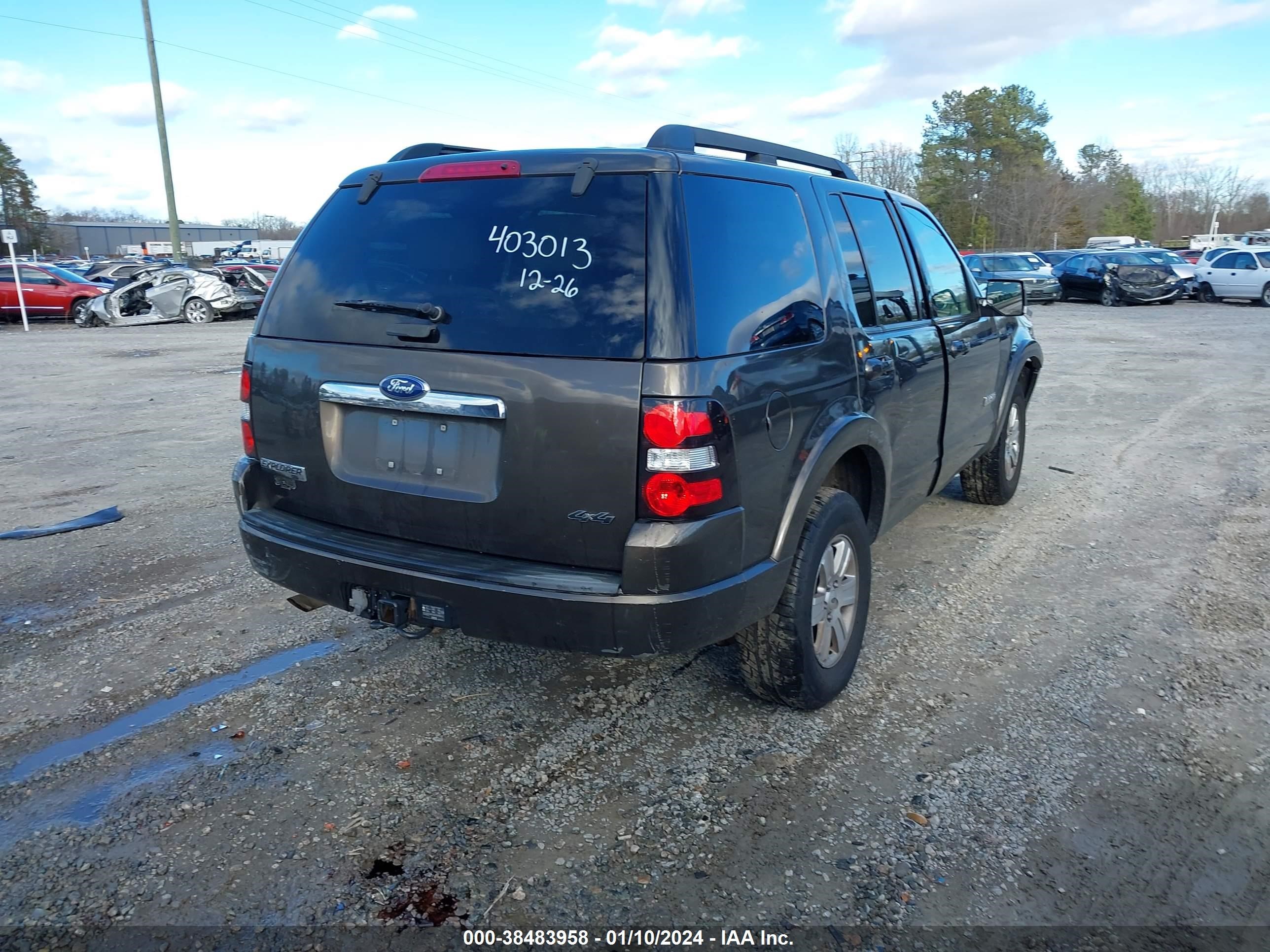 Photo 3 VIN: 1FMEU73E68UA47012 - FORD EXPLORER 