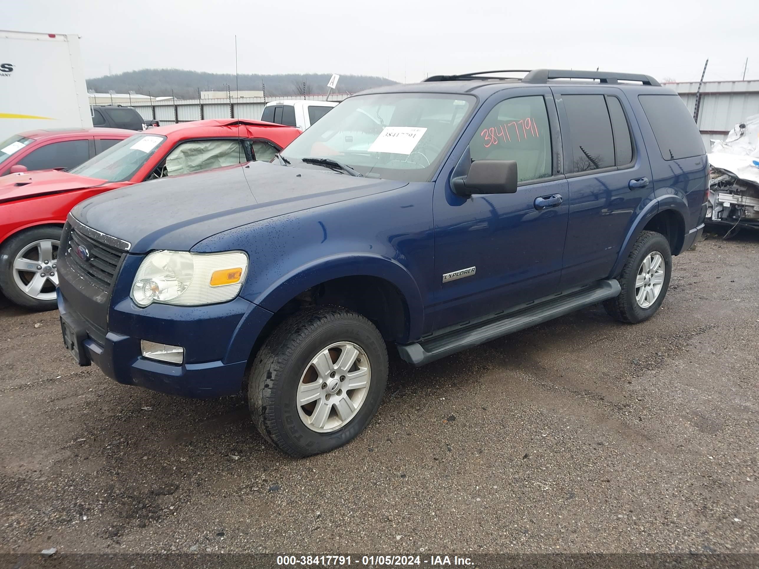 Photo 1 VIN: 1FMEU73E68UB05961 - FORD EXPLORER 