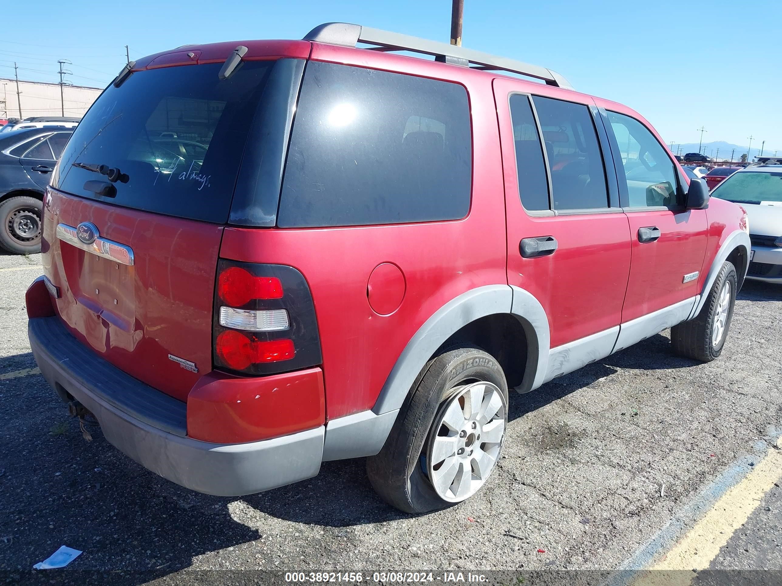 Photo 3 VIN: 1FMEU73E76UB31708 - FORD EXPLORER 