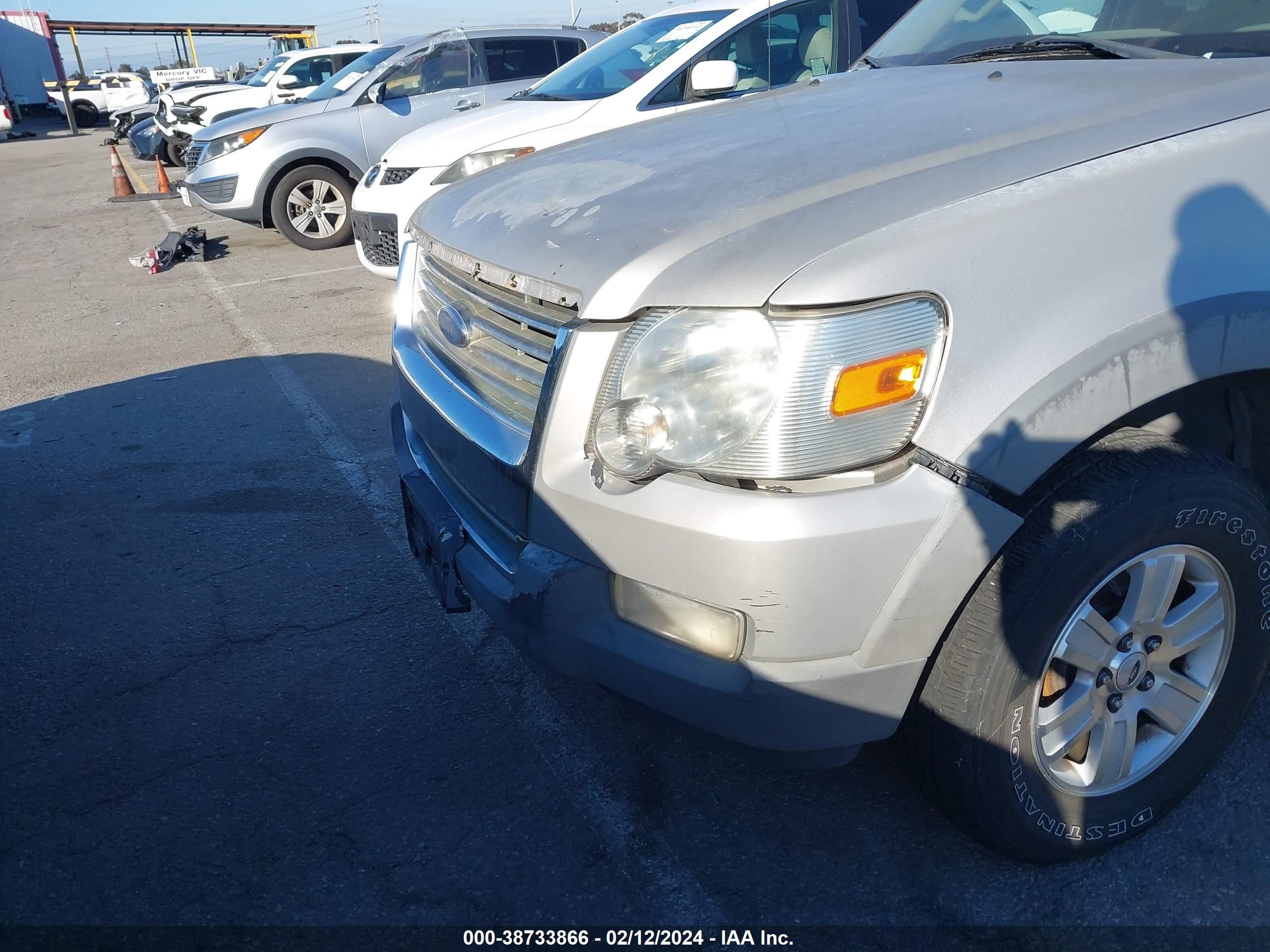 Photo 5 VIN: 1FMEU73E86UB35461 - FORD EXPLORER 