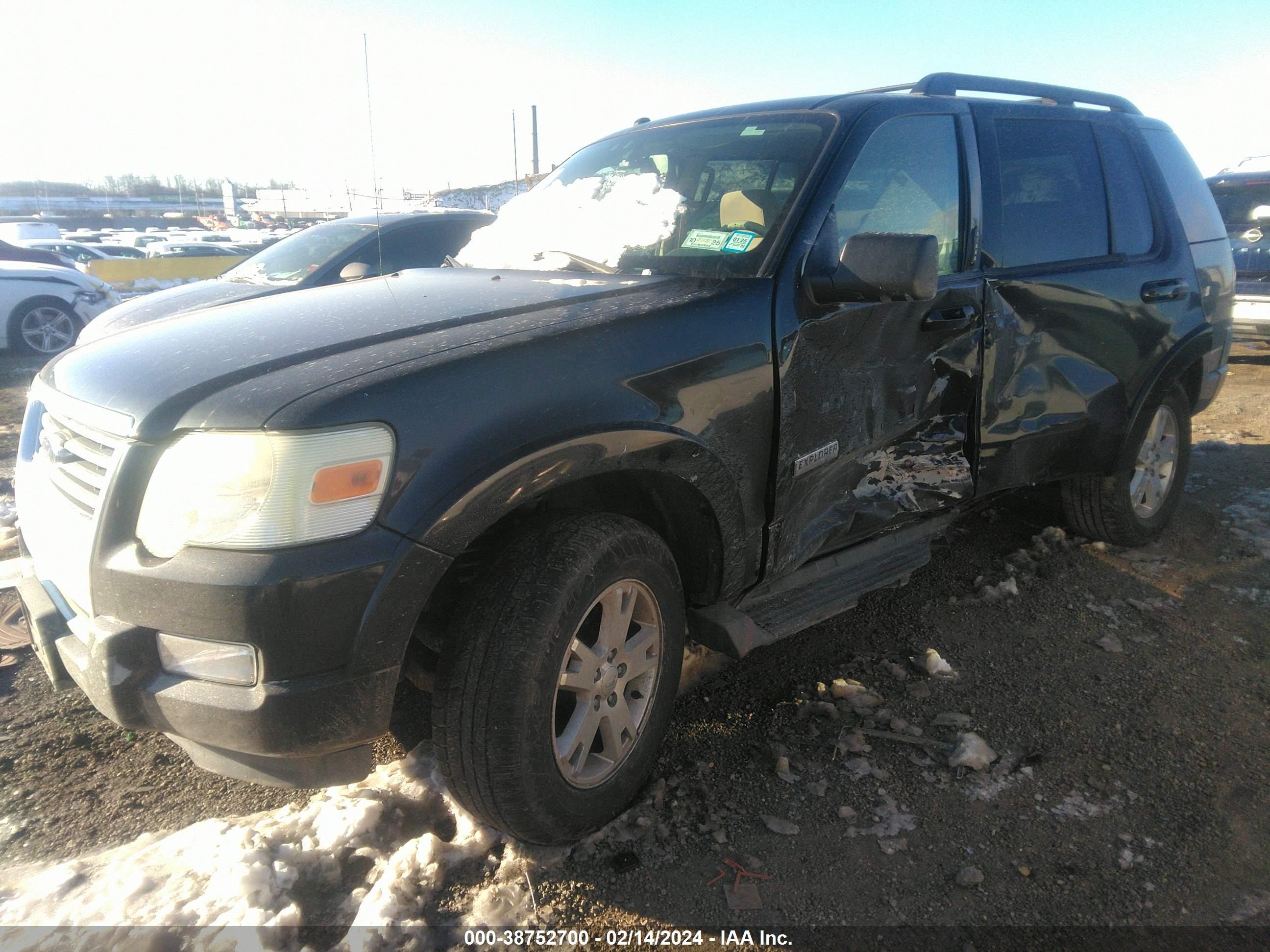 Photo 1 VIN: 1FMEU73E87UA99983 - FORD EXPLORER 