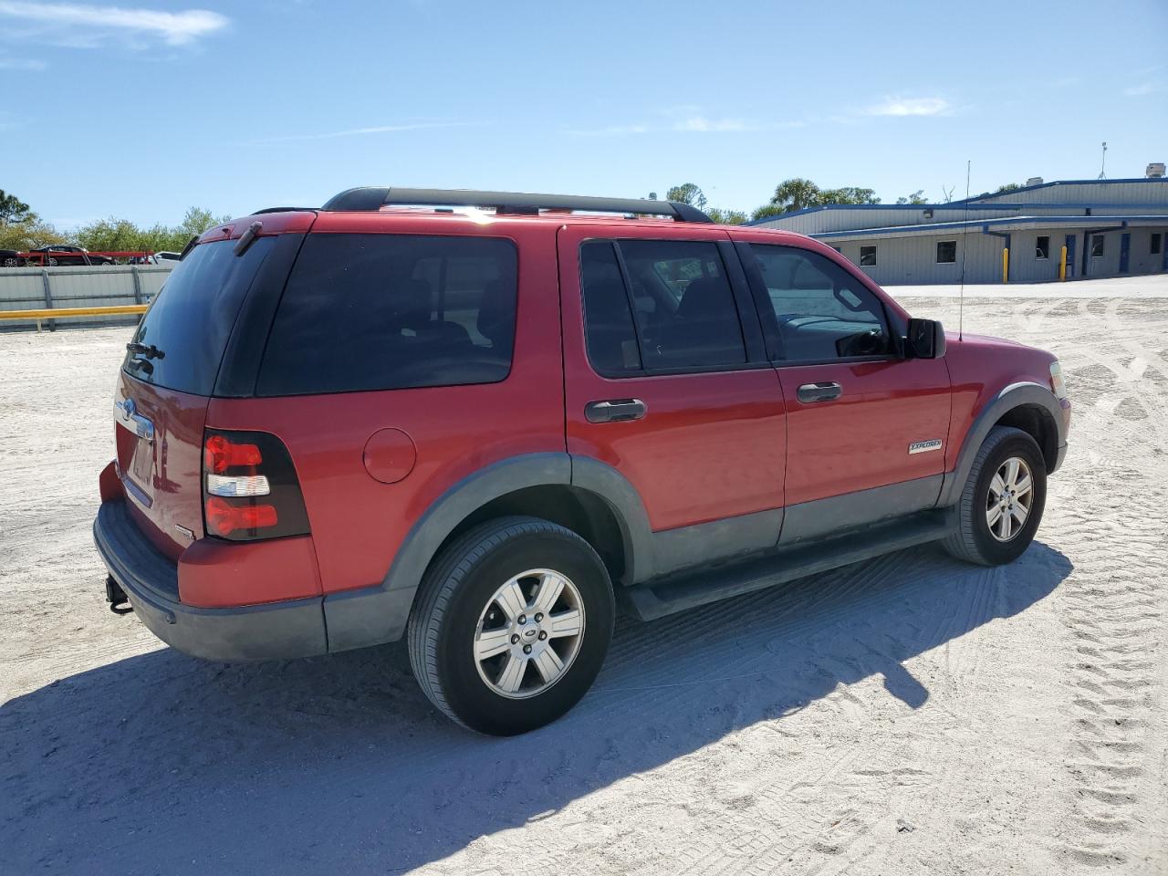 Photo 2 VIN: 1FMEU73E96ZA01285 - FORD EXPLORER 