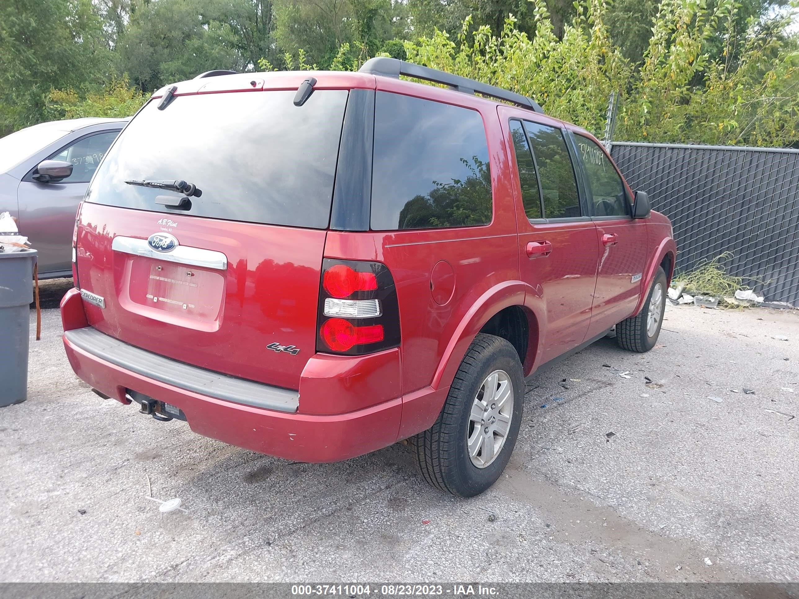 Photo 3 VIN: 1FMEU73E98UA61535 - FORD EXPLORER 