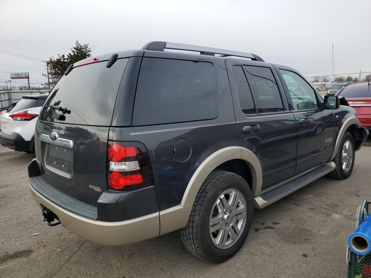 Photo 2 VIN: 1FMEU74807UA72561 - FORD EXPLORER 