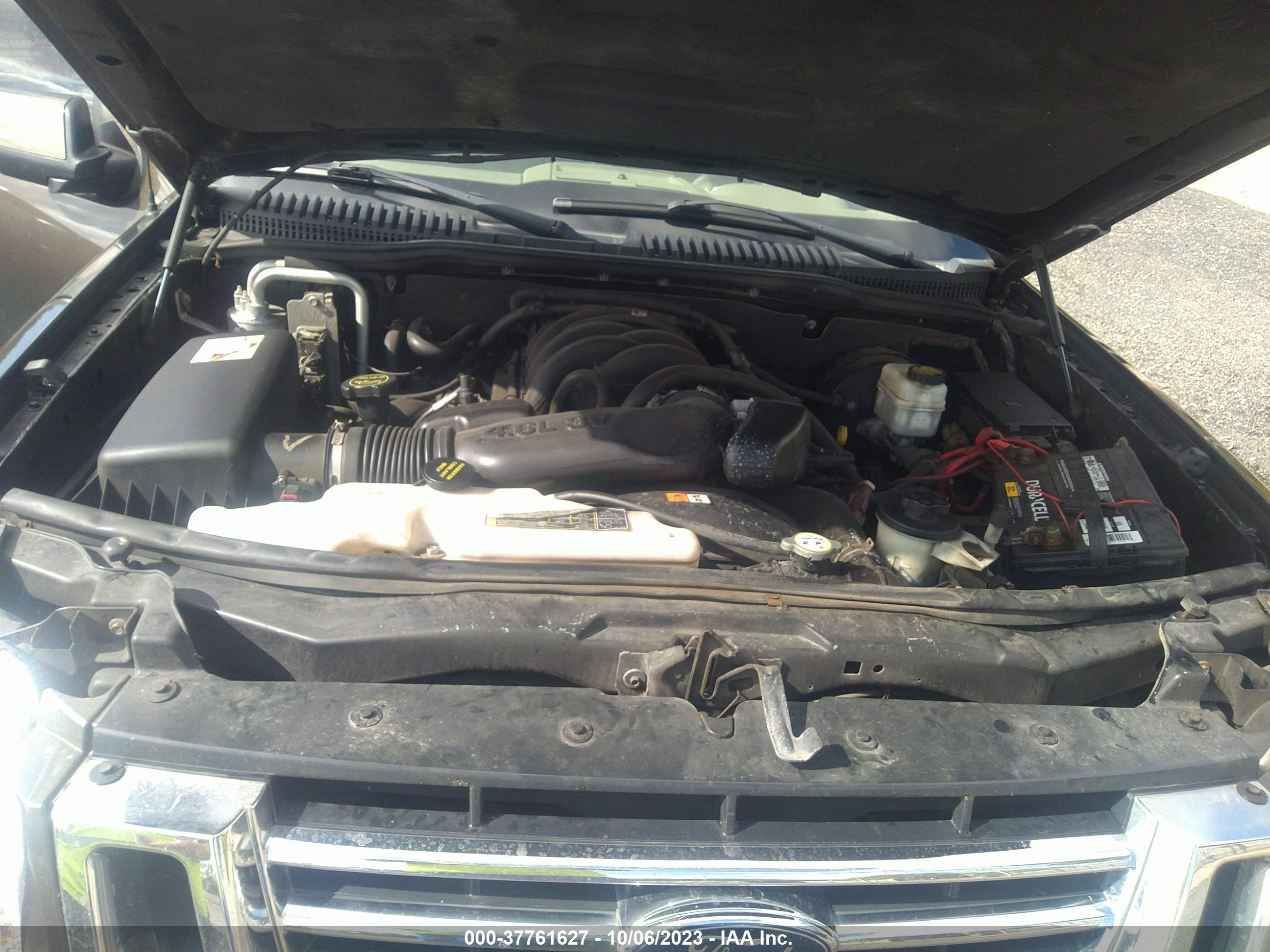 Photo 9 VIN: 1FMEU74868UB10537 - FORD EXPLORER 