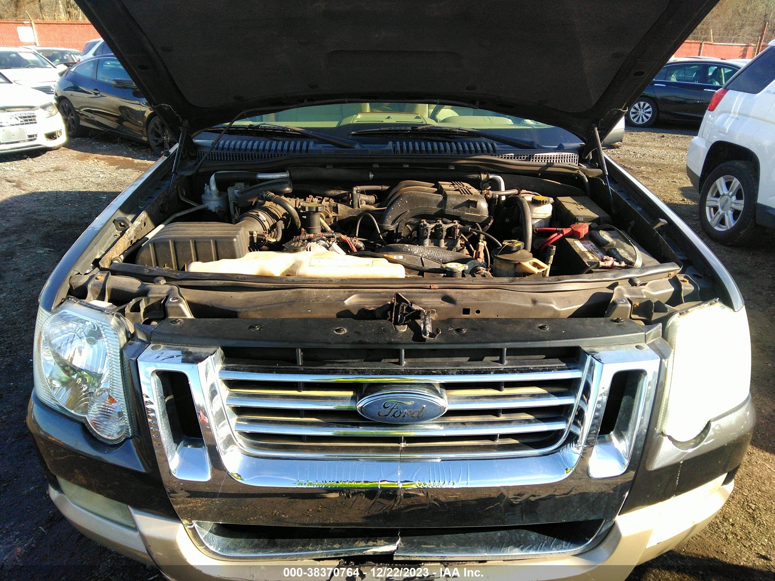 Photo 9 VIN: 1FMEU74E17UA75118 - FORD EXPLORER 